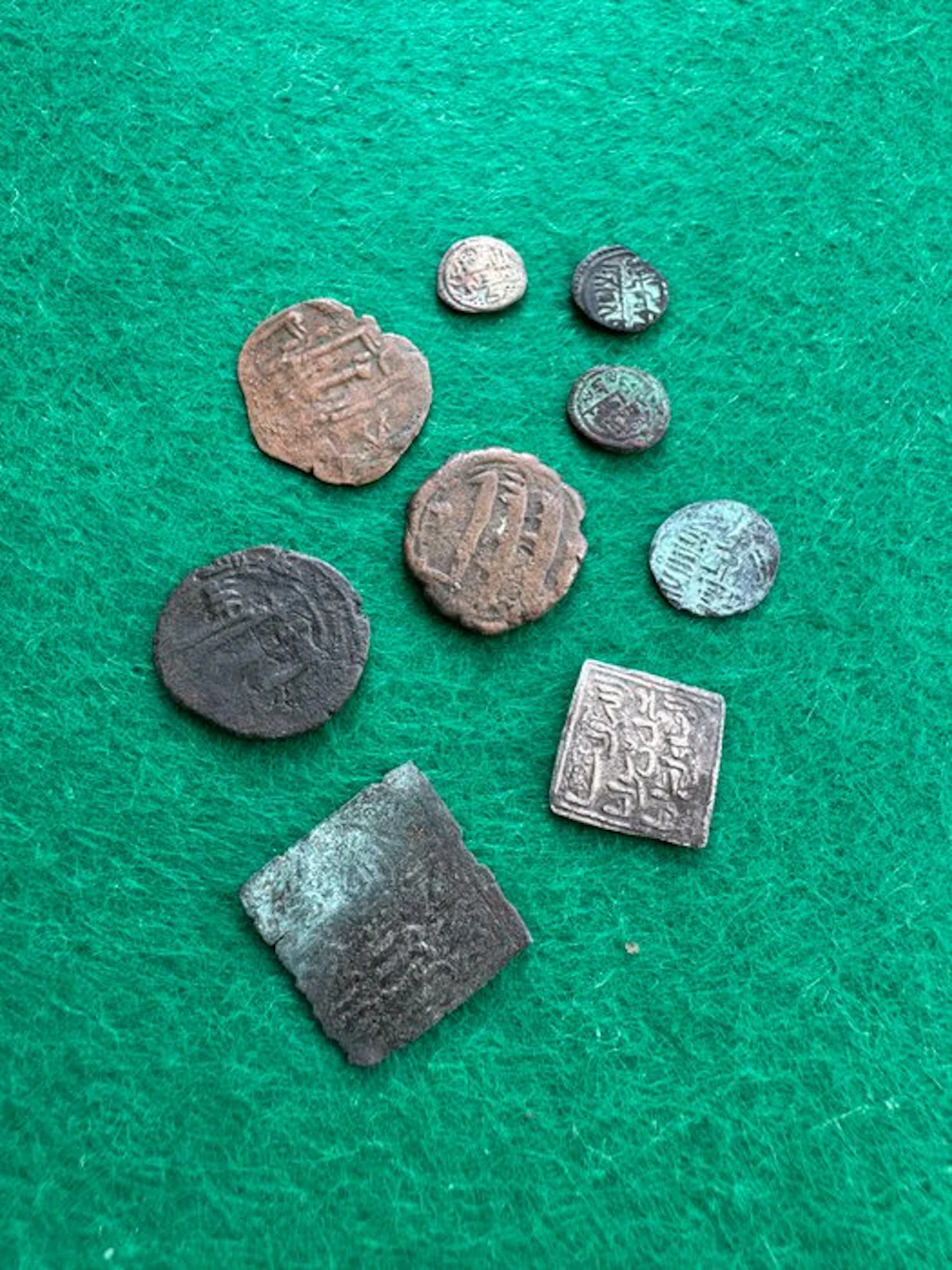 Al andalus Dirham-Wirat-fals AD 1106-1142 (Lot 9 coins) (No reserve price)