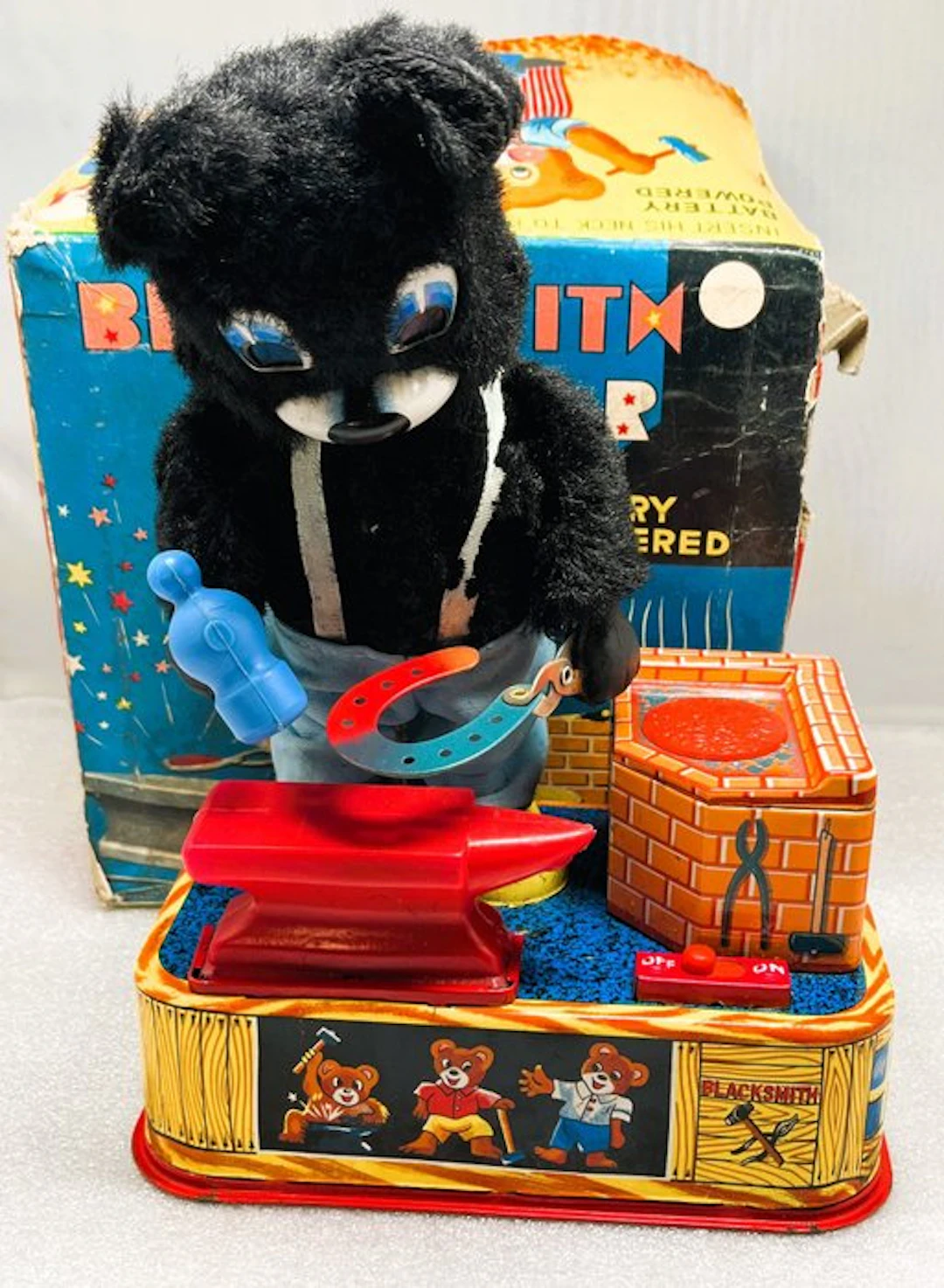 Asakusa - Tin toy - Black Smith Bear Battery Operated Toy