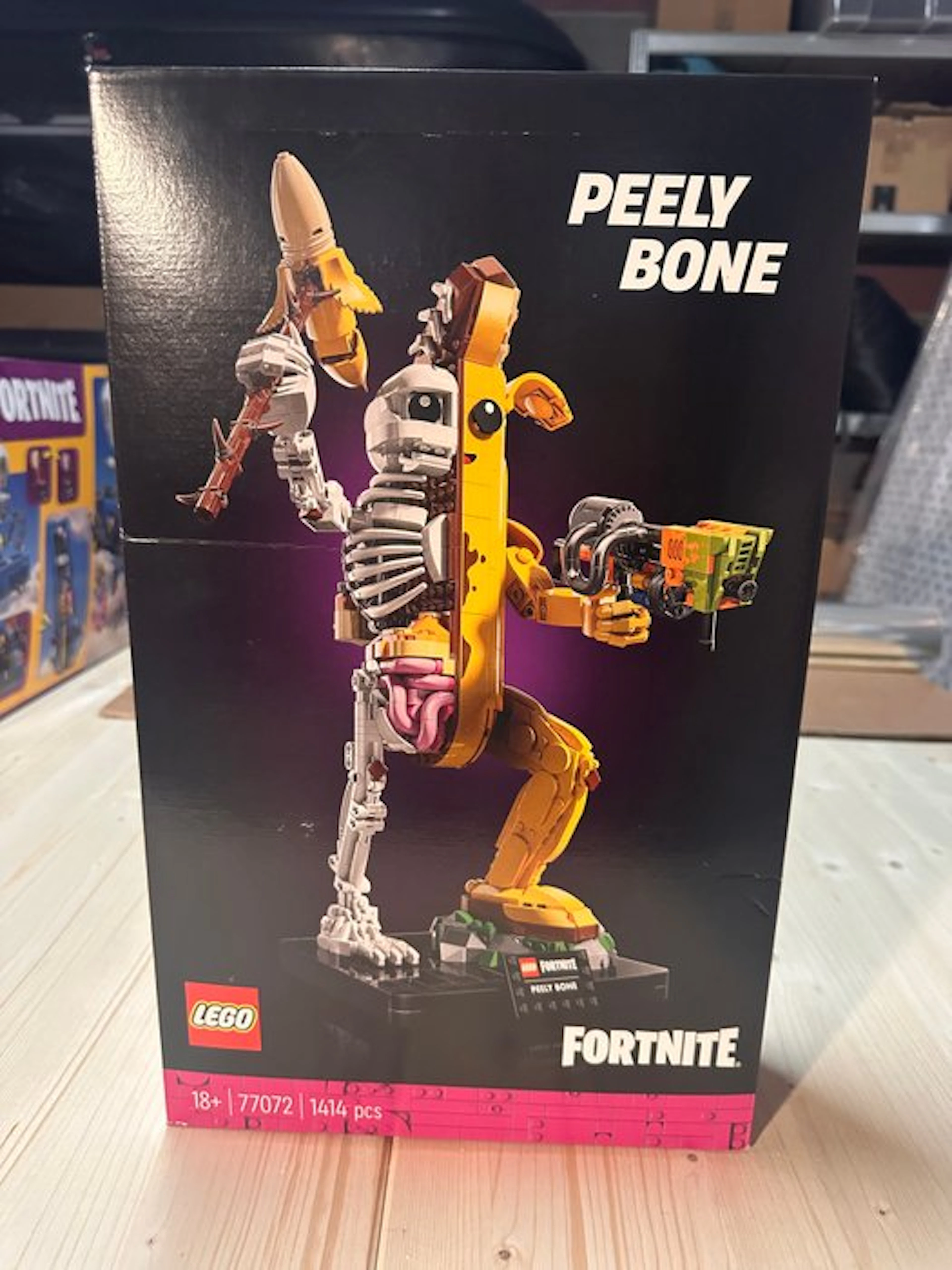 LEGO Set - 77072 - Fortnite - Peely Bone