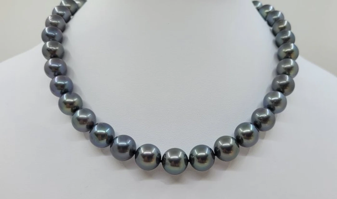Necklace PSL Certified Round Tahitian Pearls - 10.0x12.0mm
