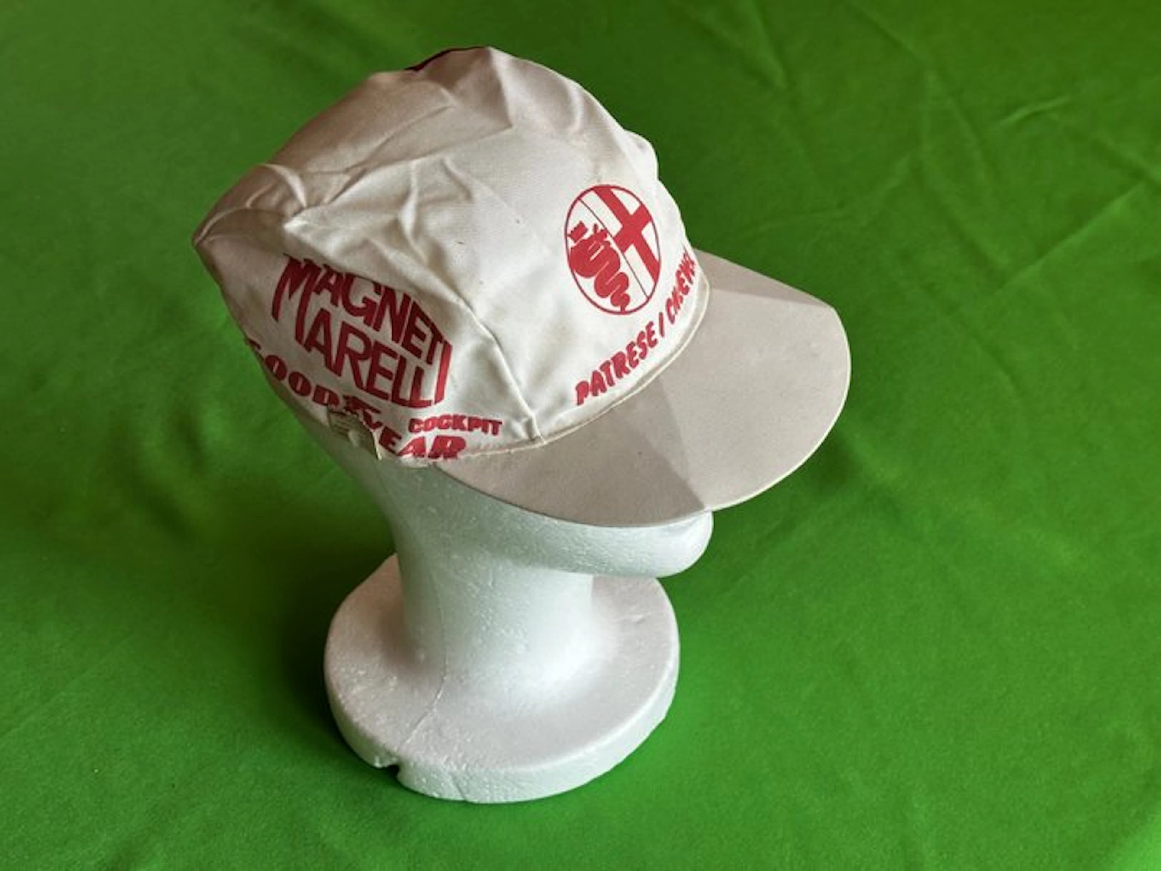 Cap - Alfa Romeo - Patrese - Cheever - Magneti Marelli - Good Year - Cockpit