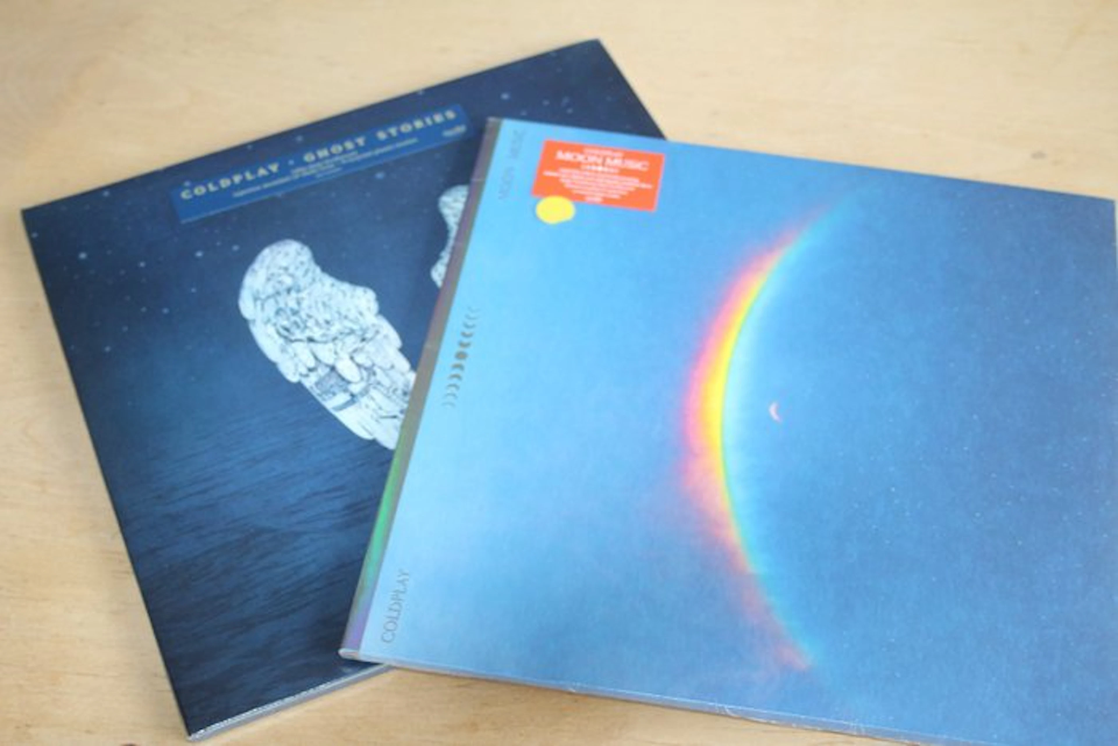 Coldplay - Ghost Stories (Clear Vinyl) + Moon Music (Red...