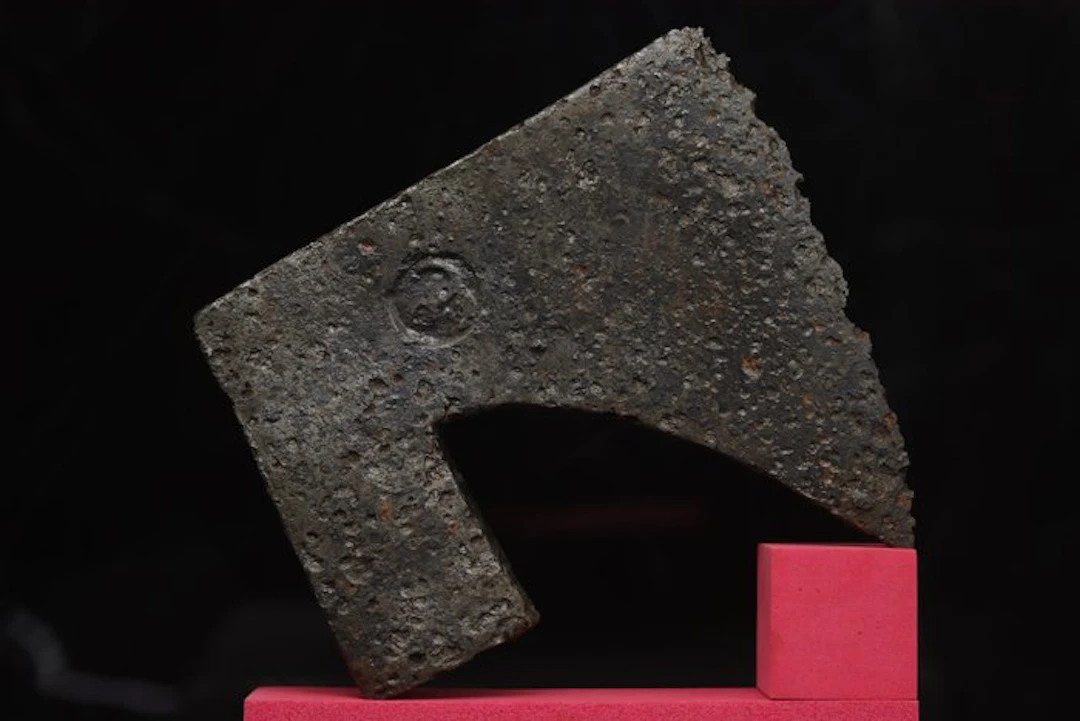 Medieval (Gothic) - Heavy Iron Crusader Axe - 14.6 cm (No reserve price)