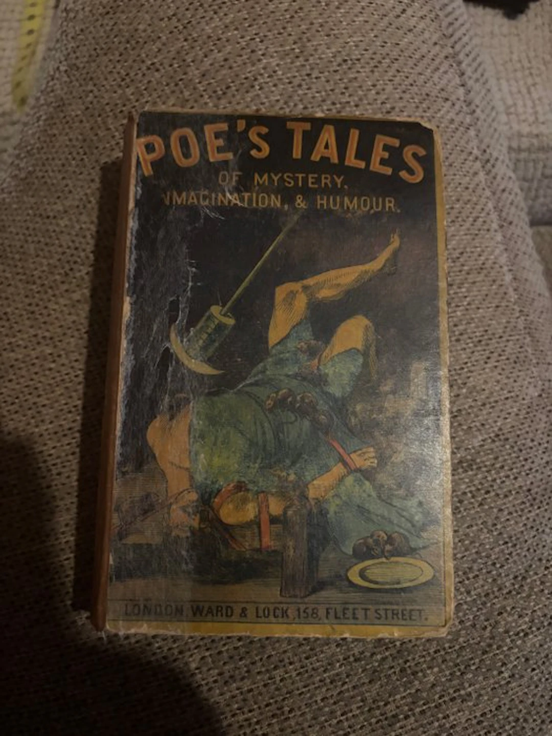 Edgar Allan Poe - Relatos de misterio, imaginación y humor; y poemas