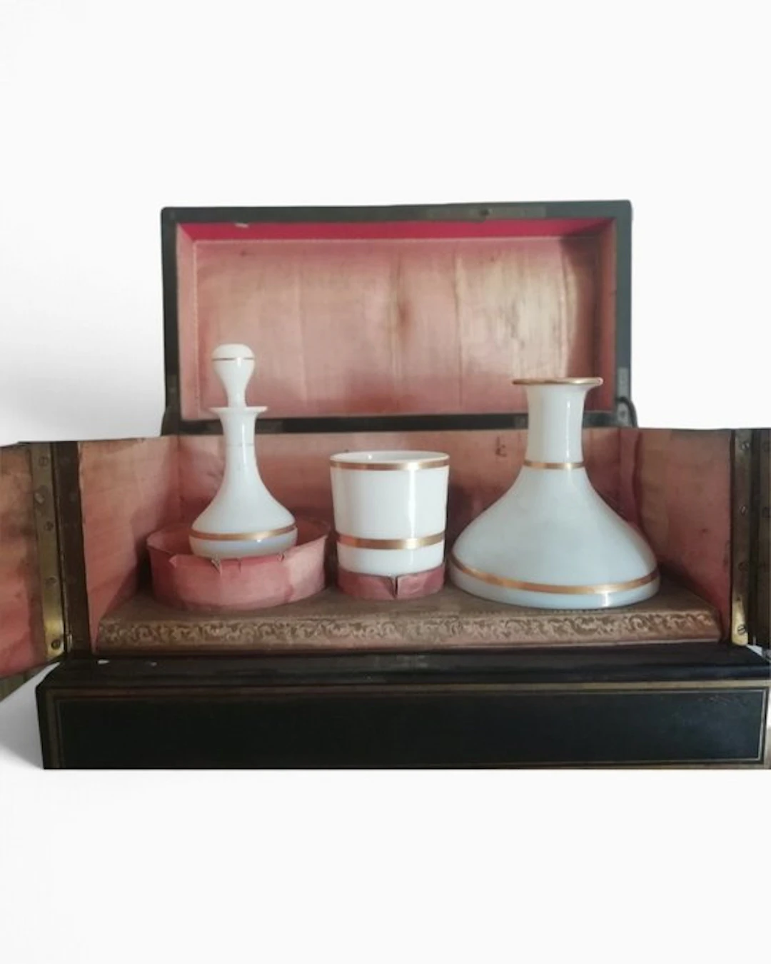 Box - ebonized wood, gilded bronze, opaline glass. - Napoleon III