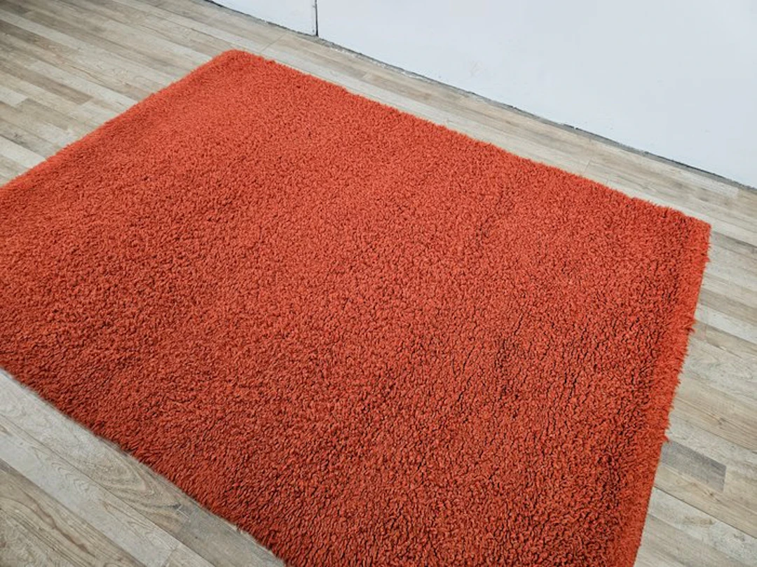 Italian 1970s red wool rug. - Rug - 190 cm - 143 cm