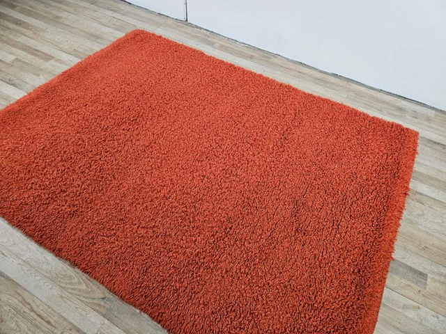 Italian 1970s red wool rug. - Rug - 190 cm - 143 cm
