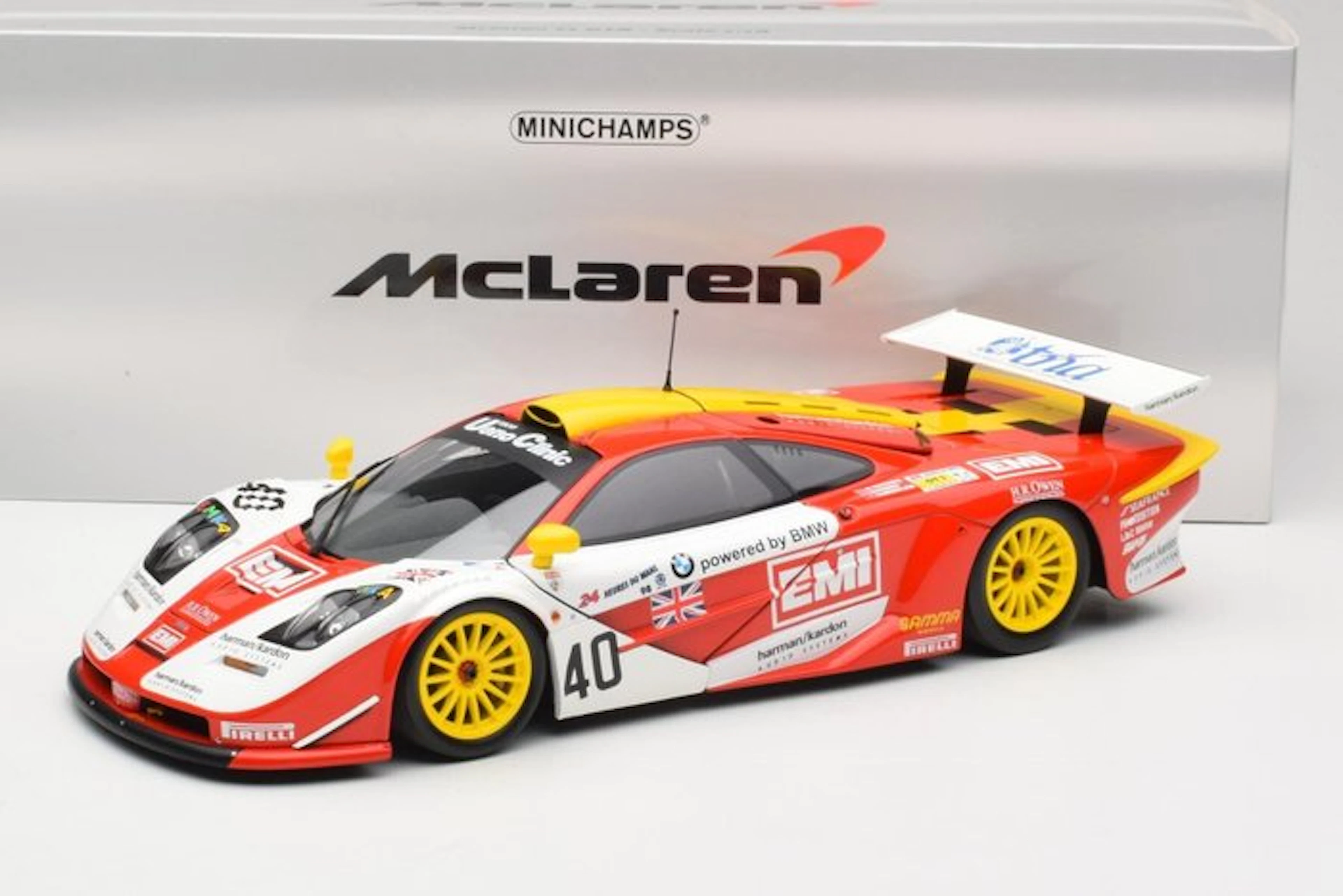 MiniChamps 1:18 - Model race car - McLaren F1 GTR Gulf...