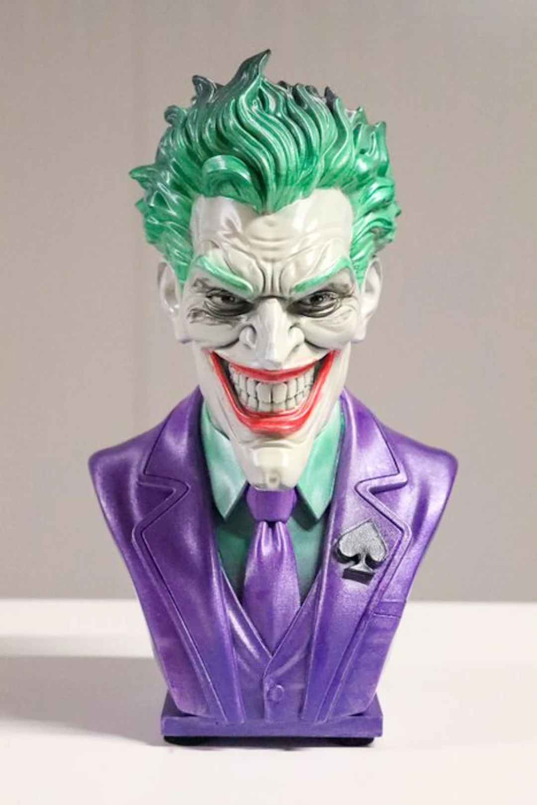 Sculpture, Joker - The Last Laugh – Chaos in Gotham - 23 cm - Plastic - 2026