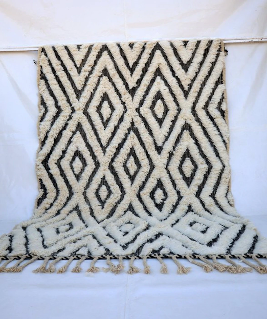 Rug - 230 cm - 160 cm - Berber rug