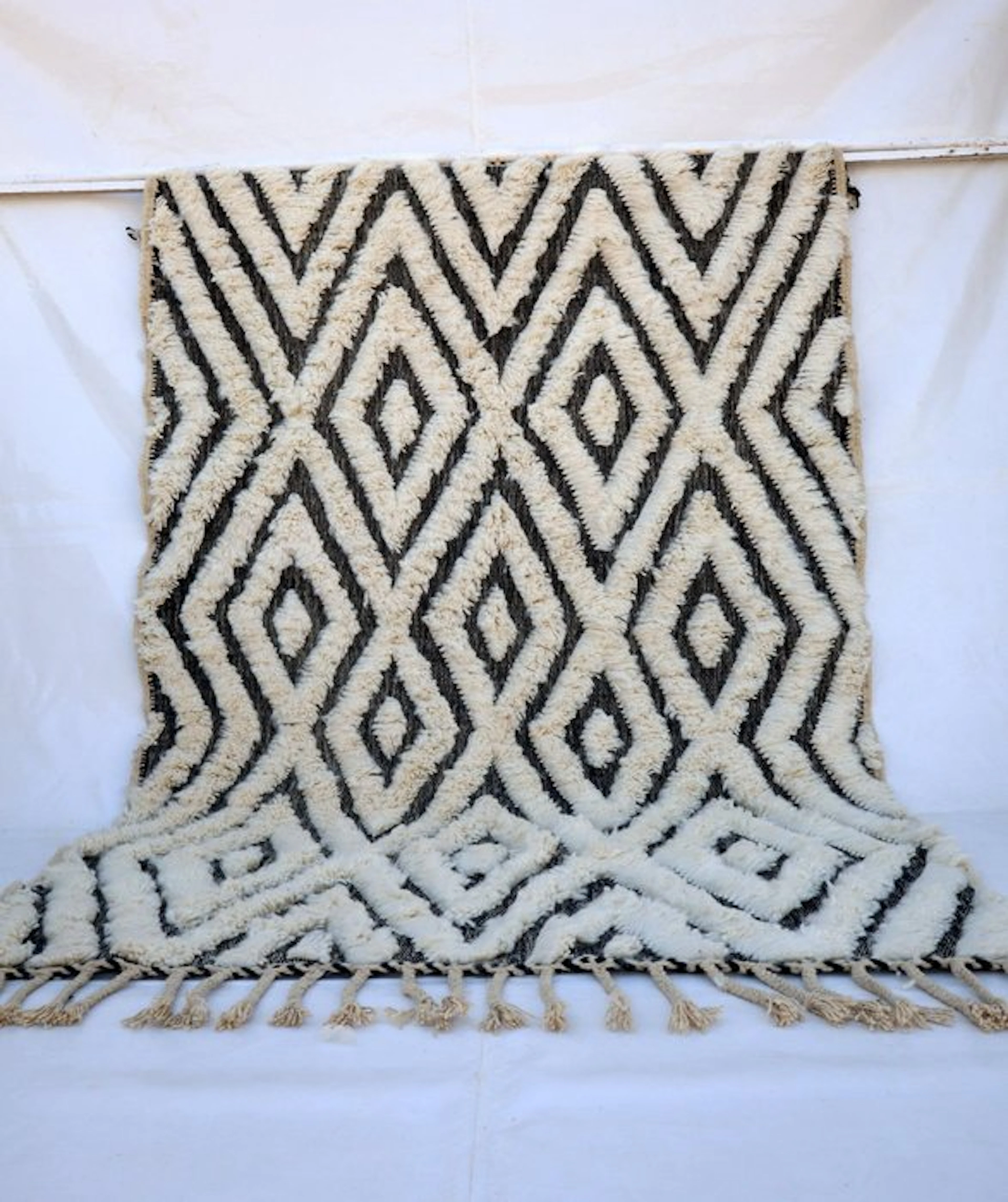 Rug - 230 cm - 160 cm - Berber rug