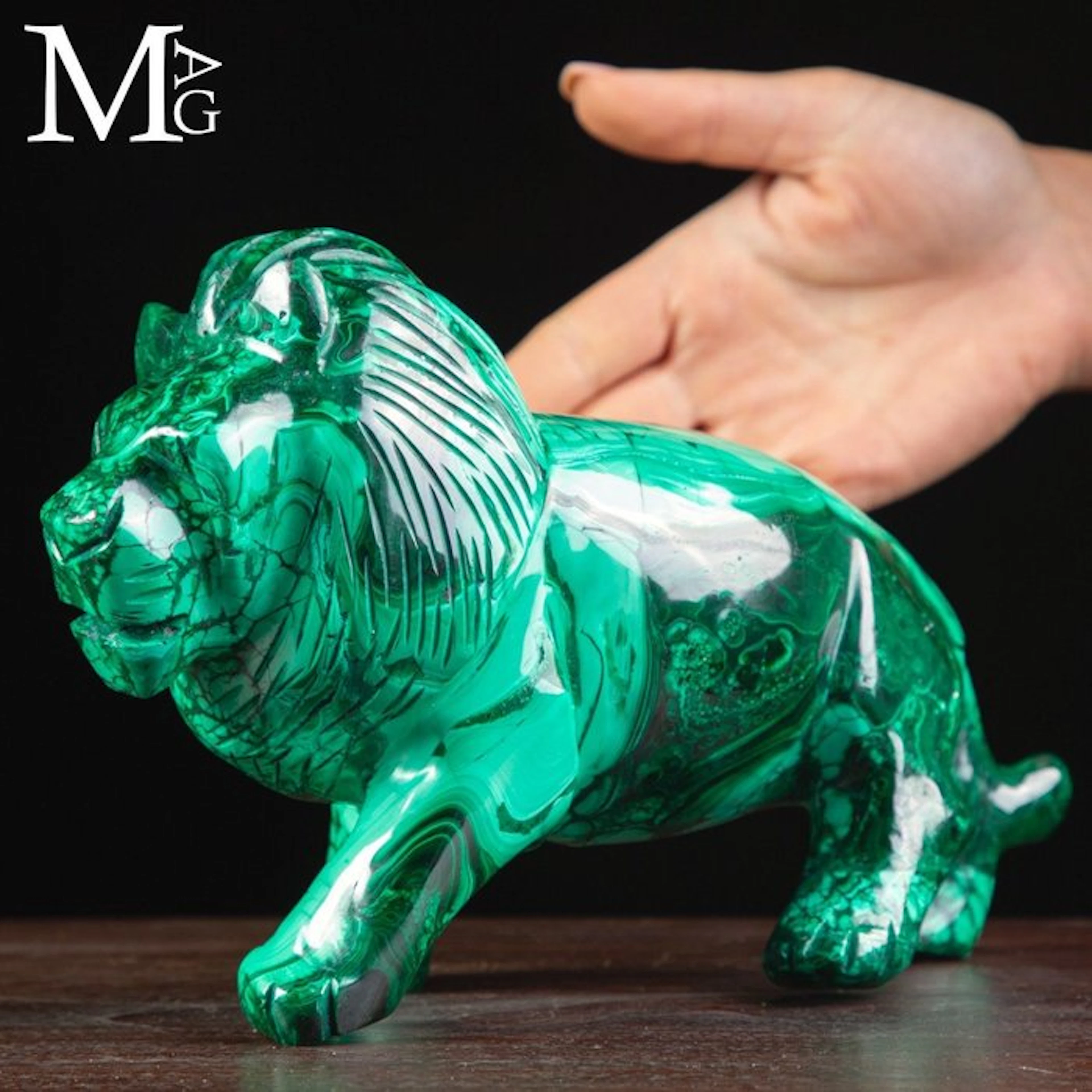 Exquisite malachite - Lion sculpture Malachite-carved...