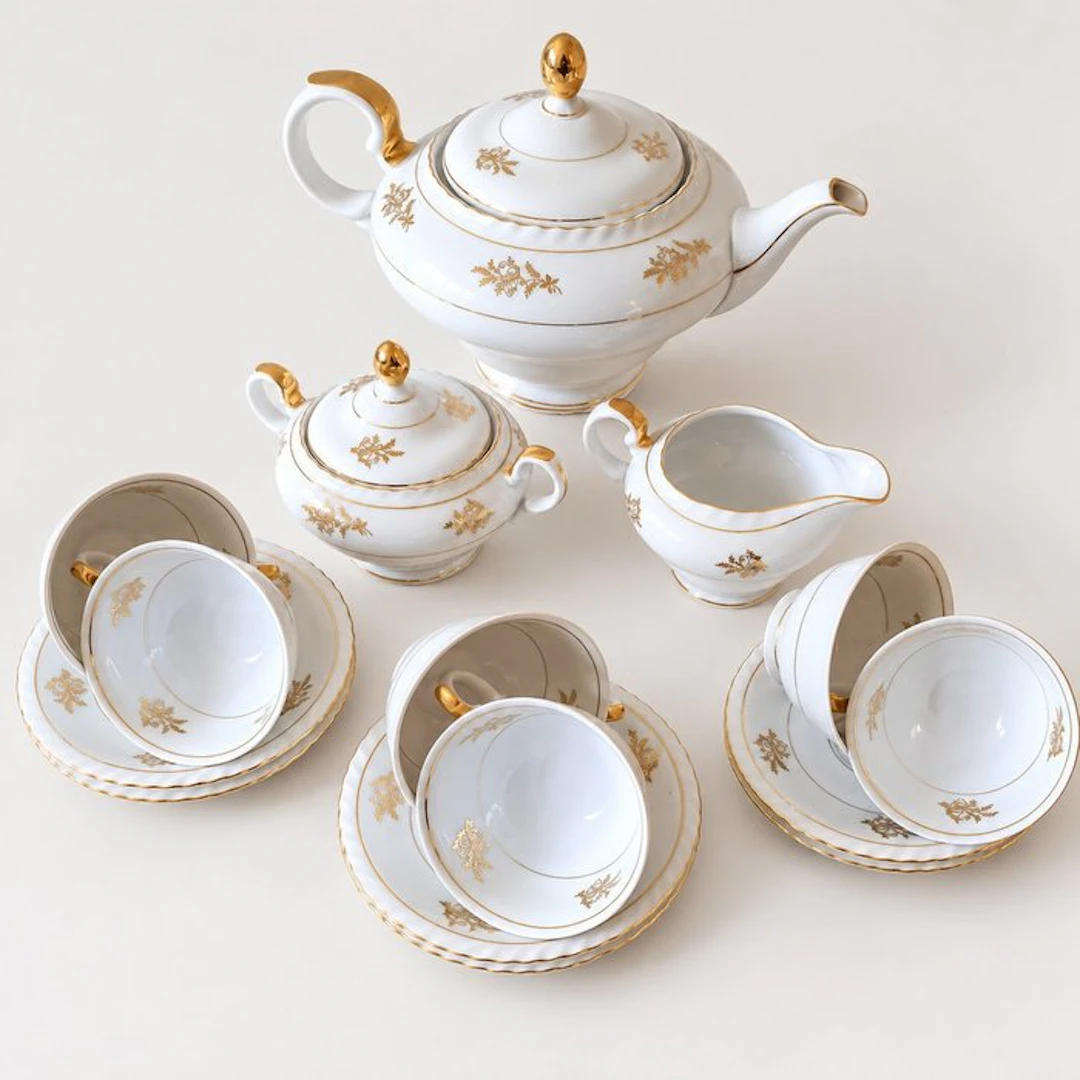 Thun, Tsjechoslowakije - Tea service (15) - Porcelain...