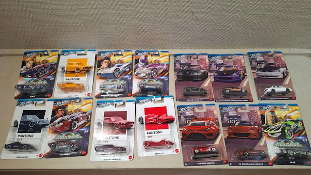 Hot Wheels 1:64 - Model car (14) - Gemengde Hot Wheels...