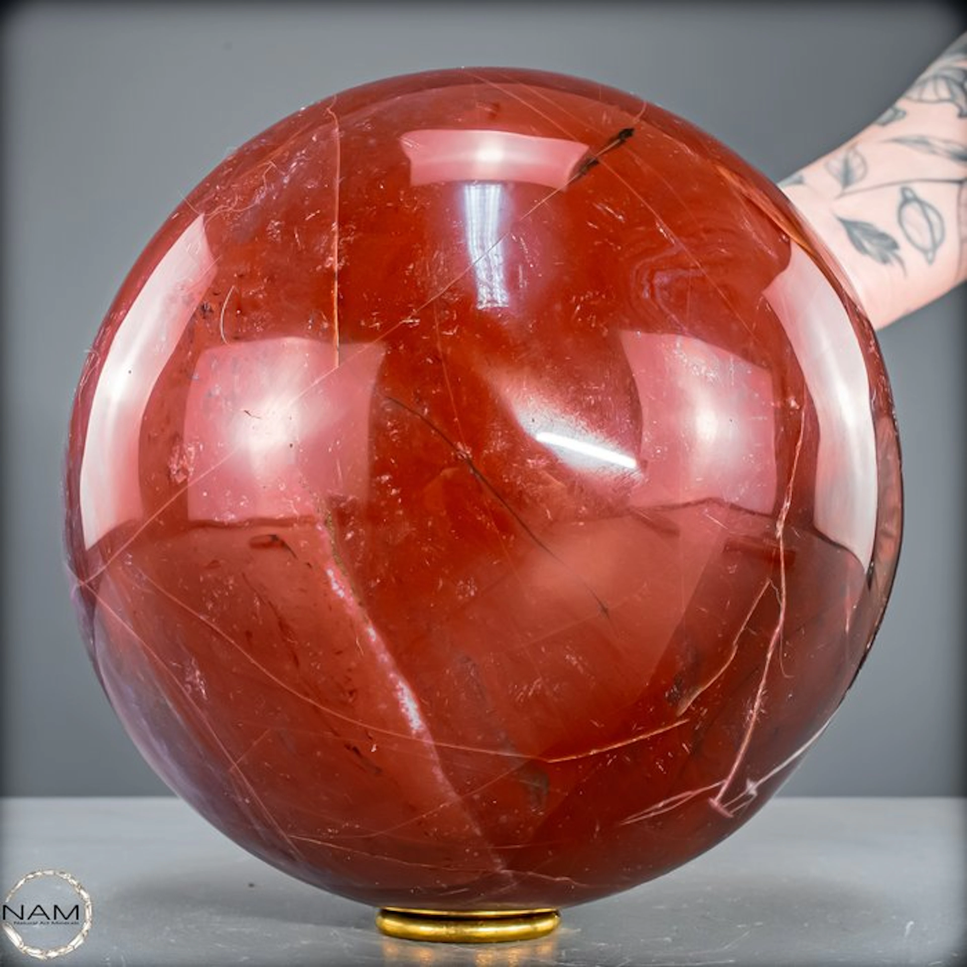 Natural Red Jasper Sphere from Indonesia – 9.2 kg of pure...