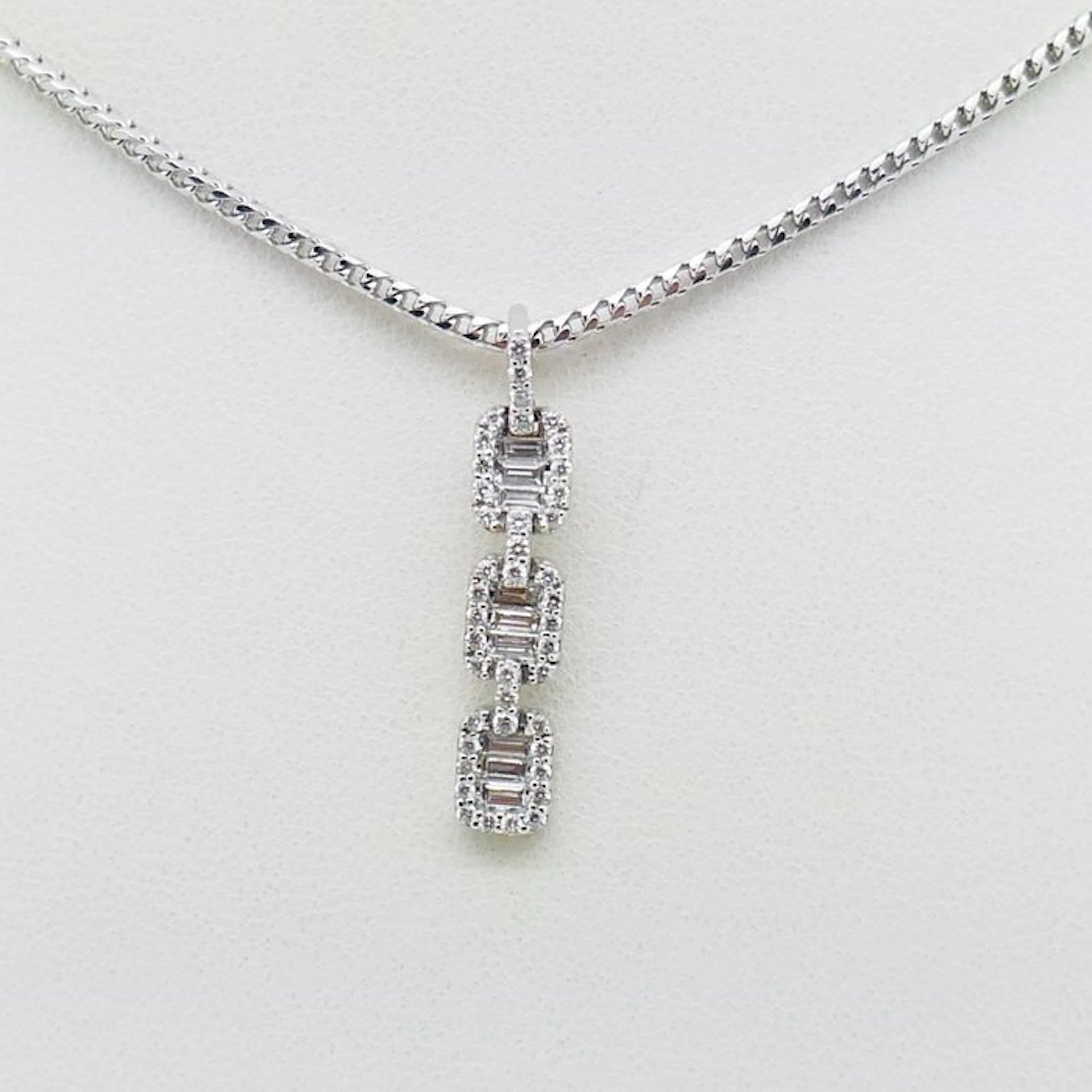 No reserve price - Necklace with pendant - 18 kt