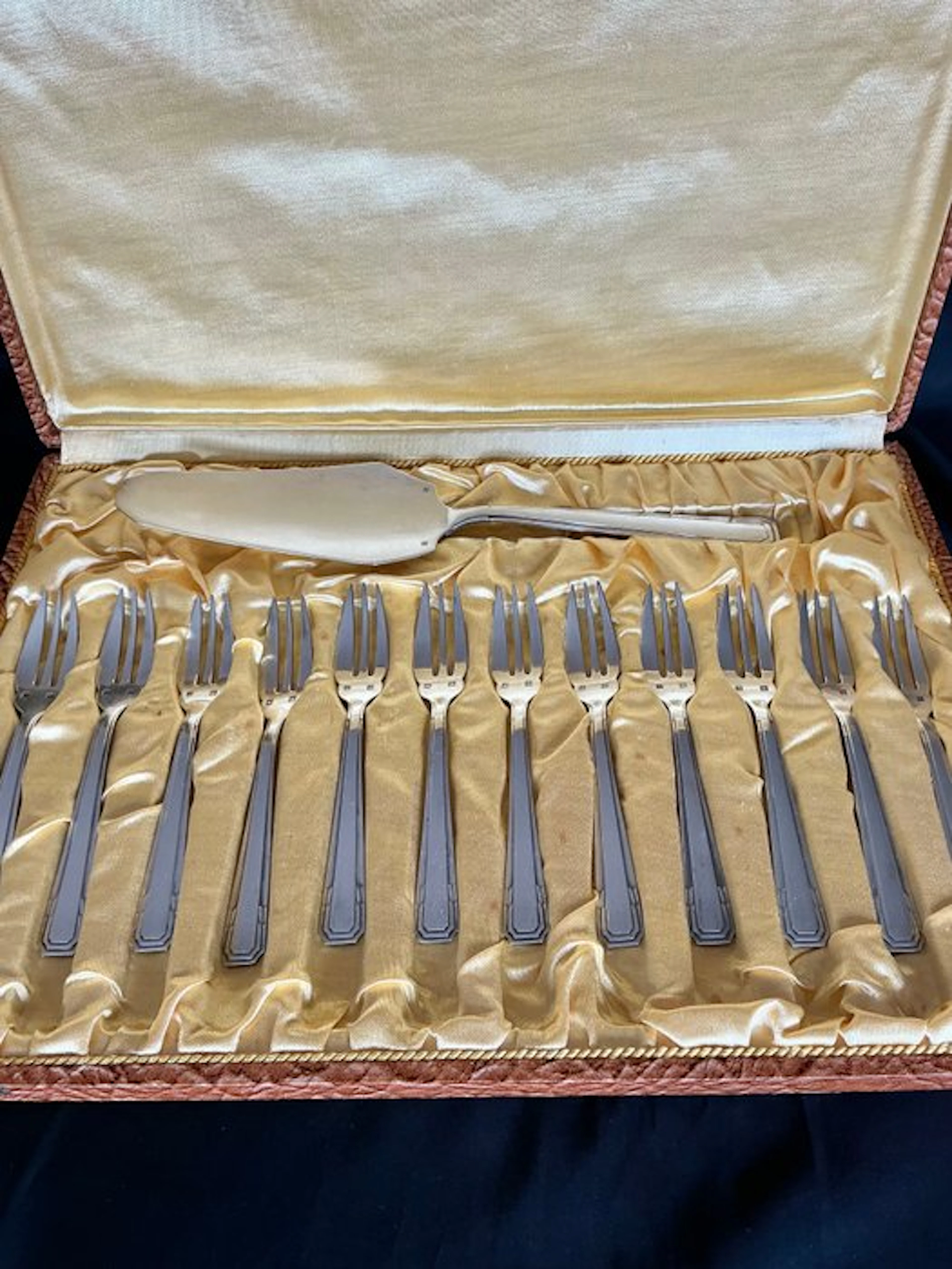 Adolphe Boulenger - Dinner set for 12 (13) - Silverplated - Dessert