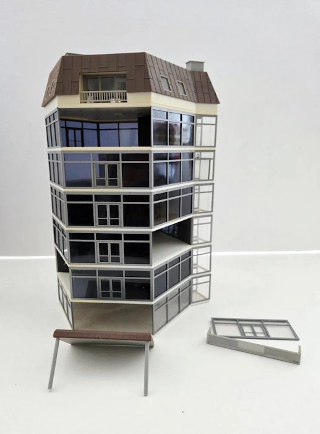 Faller H0 - 932 - Model train scenery (1) - Office...