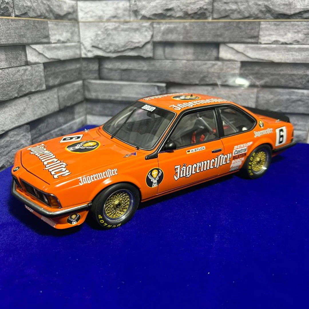 Autoart 1:18 - Model race car - BMW 635 CSi Jägermeister...