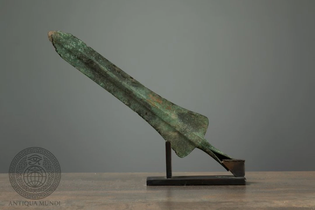 Western Asiatic Bronze Bronze Spearhead with Strong Central Midrib - 31 cm