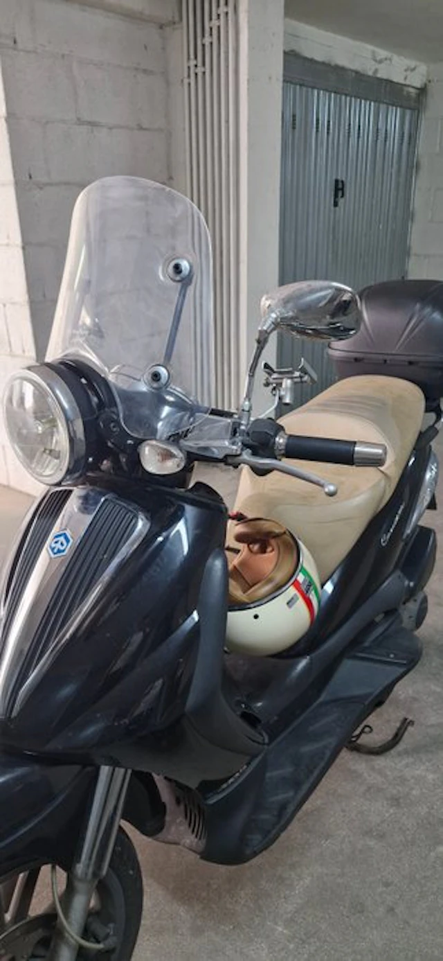 Piaggio - Beverly cruiser - 250 cc - 2007