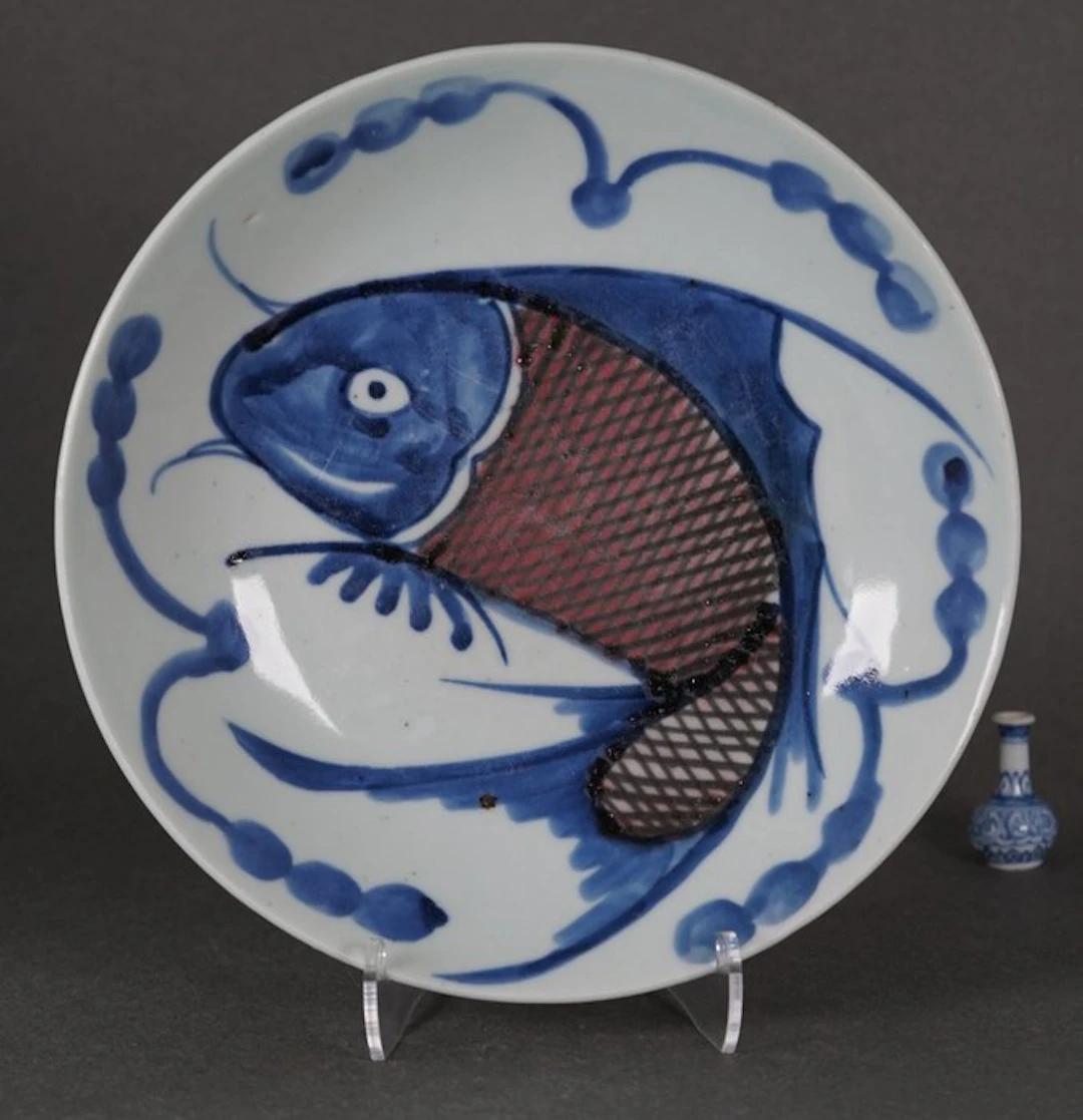 Jiaqing (1796-1820) - Bowl - Large Copper Red Glazed Fish...