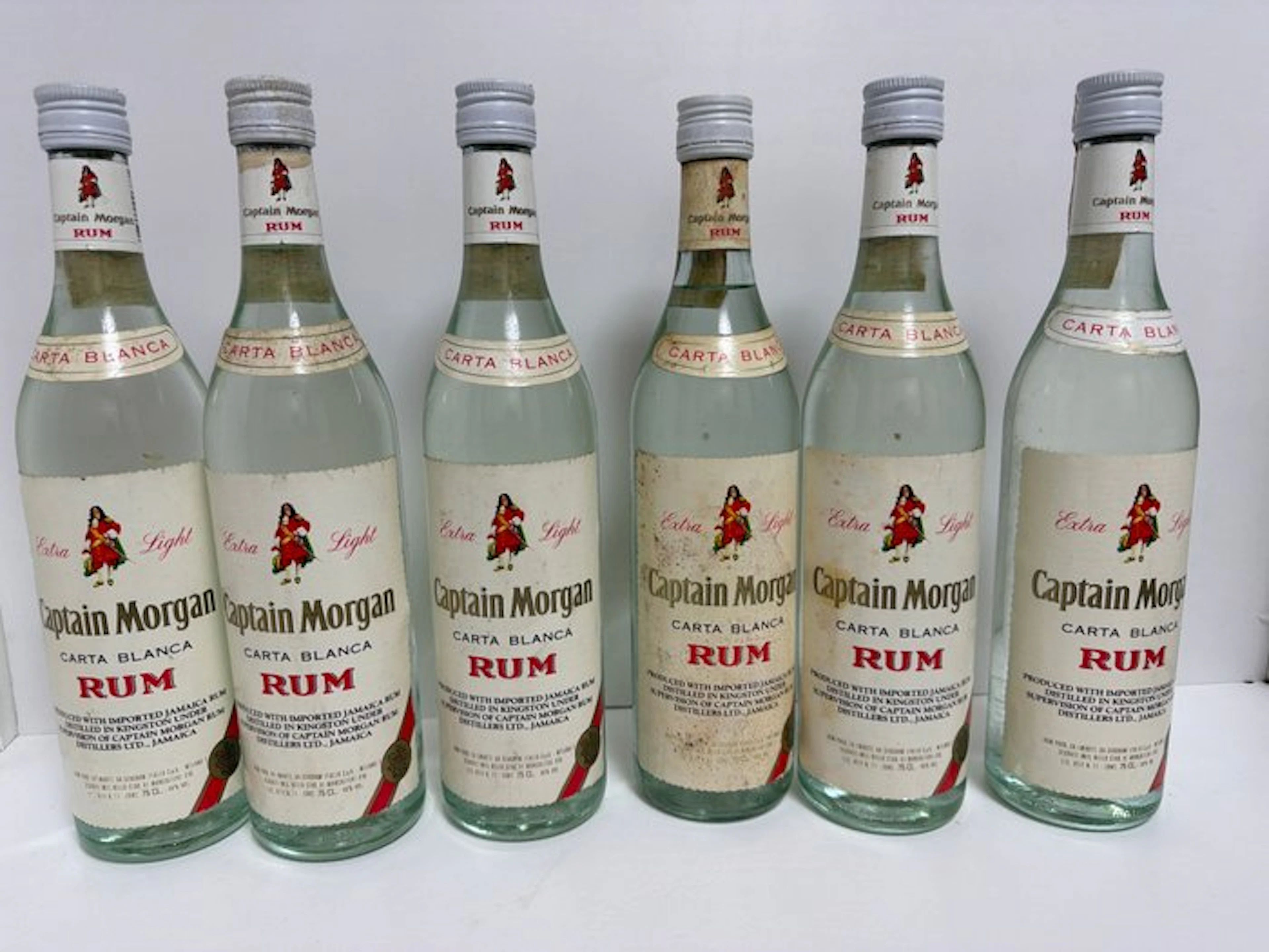Captain Morgan - Carta Blanca - b. 1980s, 1970s - 0.75 Ltr