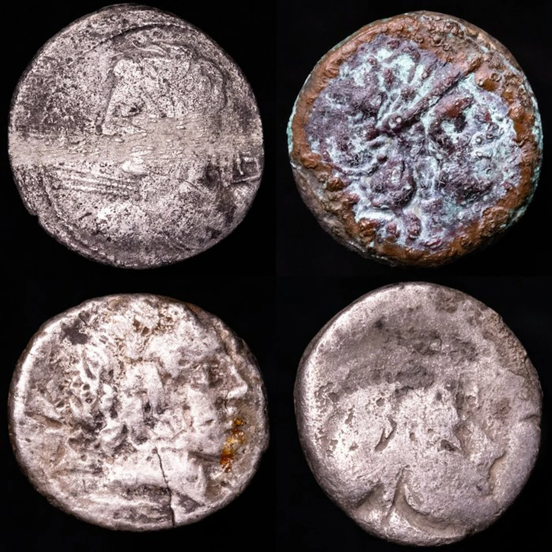 Roman Republic Lot of four (4) Fouree denarius Lot...
