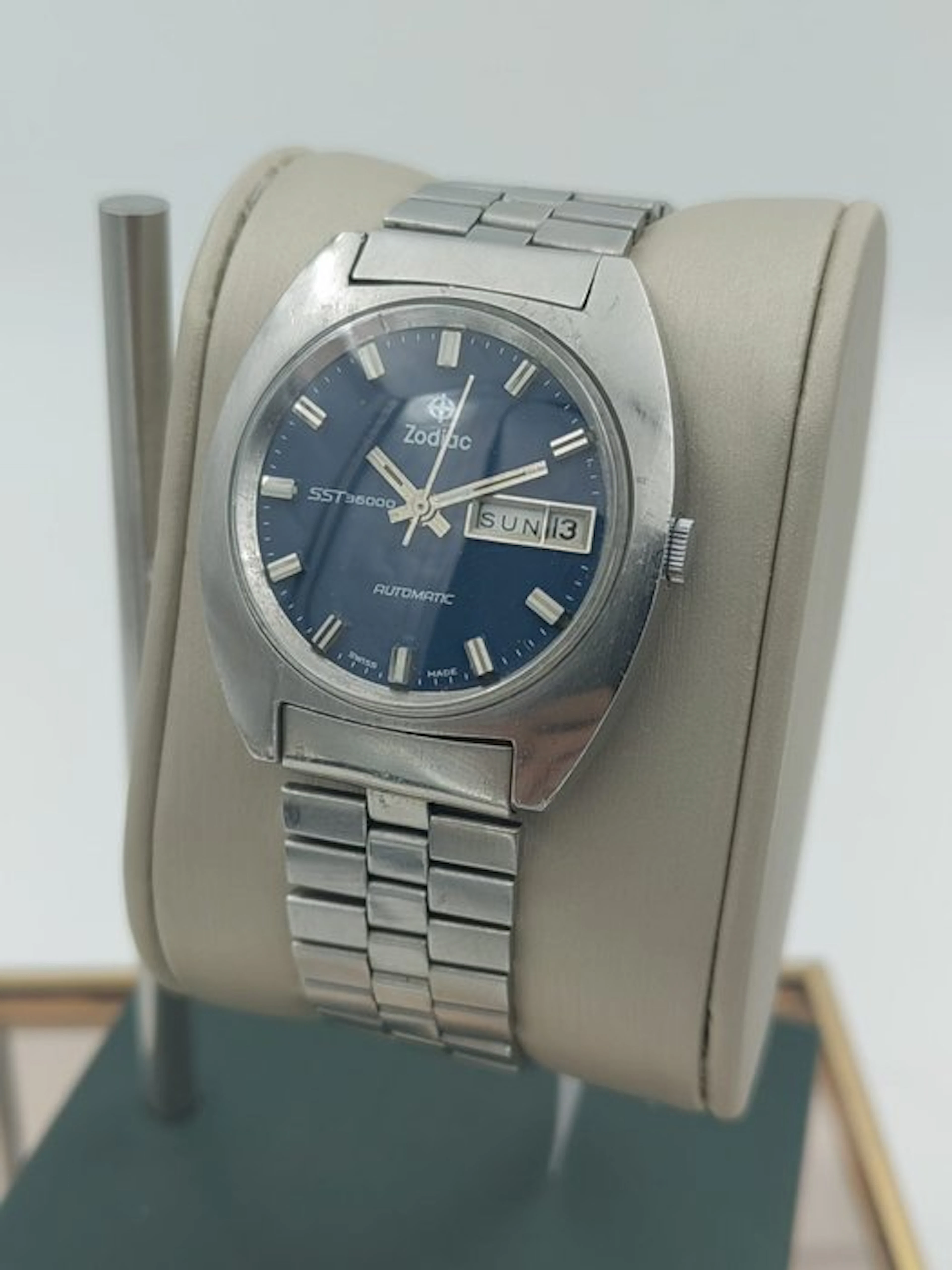 Zodiac - SST 36000 - High-Beat Automatic - Day-Date -Blue...