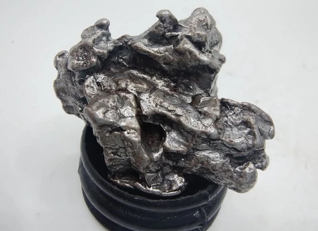 Beautiful Meteorite - Campo del Cielo- 47.5 g