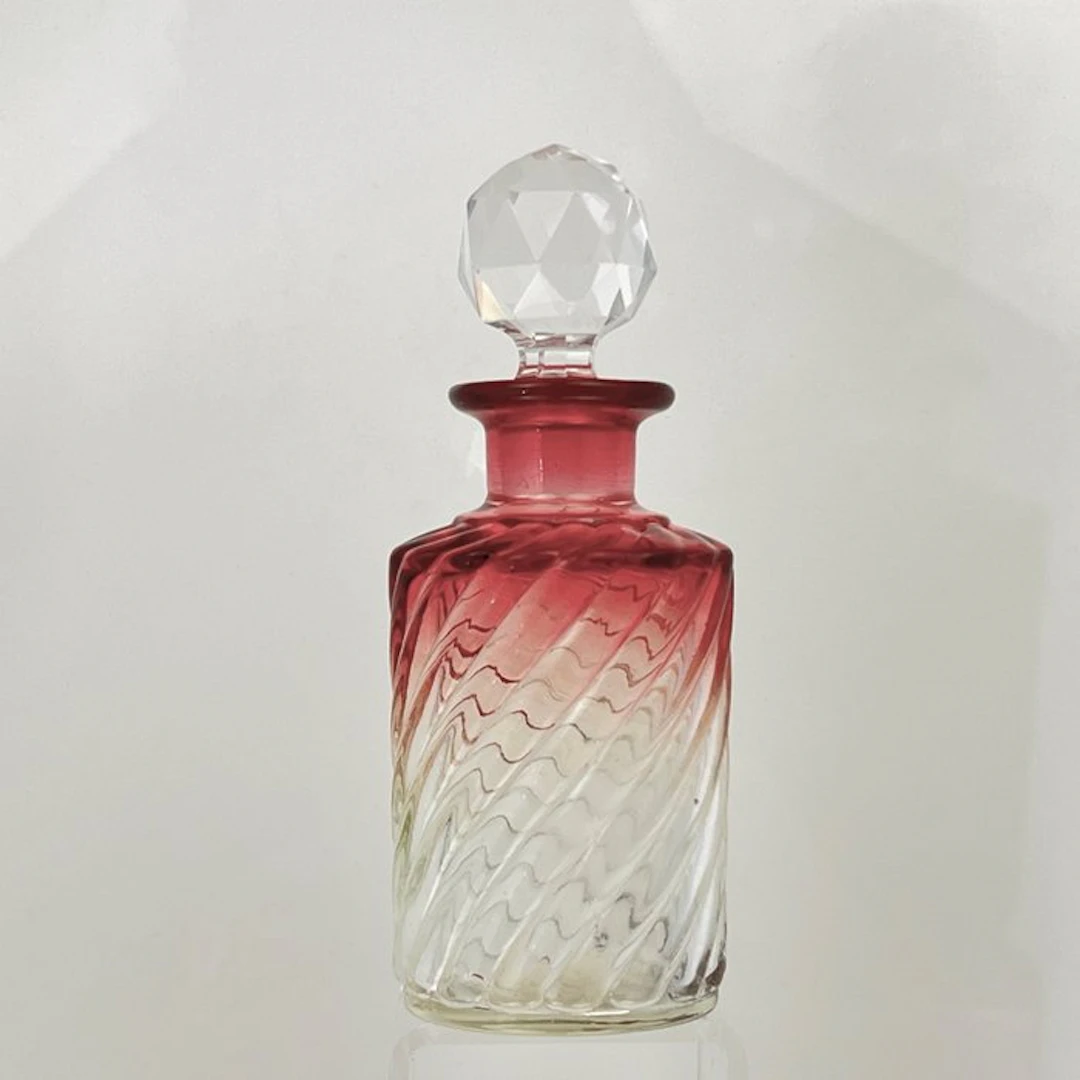 Baccarat - Decanter - Bambou Tors - Belle Epoque - Crystal - Cranberry crystal