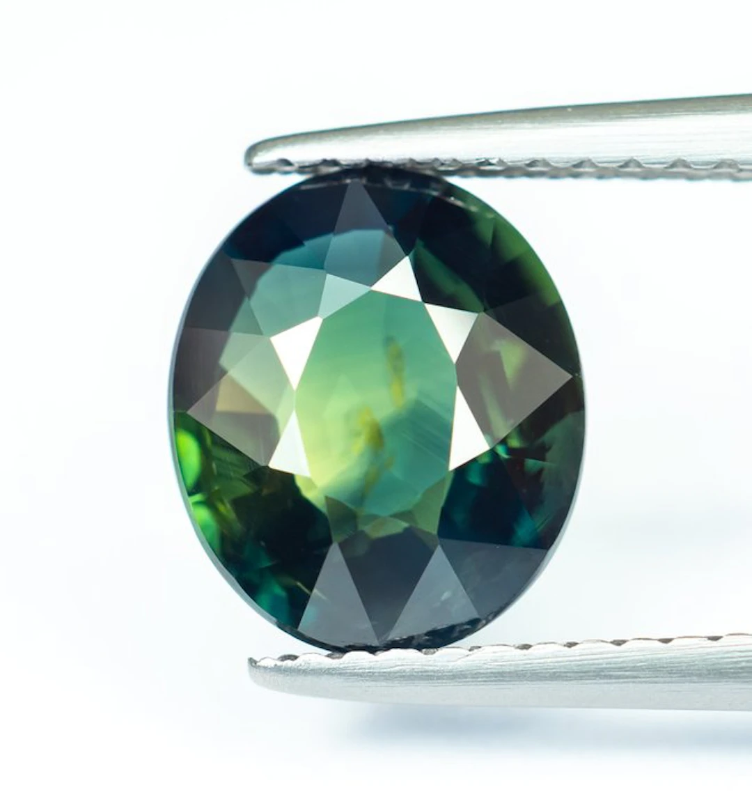 No reserve price Sapphire - 2.68 ct - Bellerophon Gemlab - Deep Bluish Green