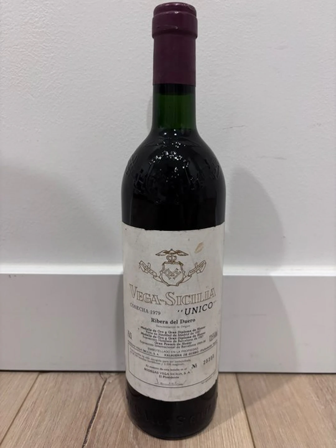 1979 Vega Sicilia Único - Ribera del Duero Gran Reserva - 1 Bottle (0.75L)