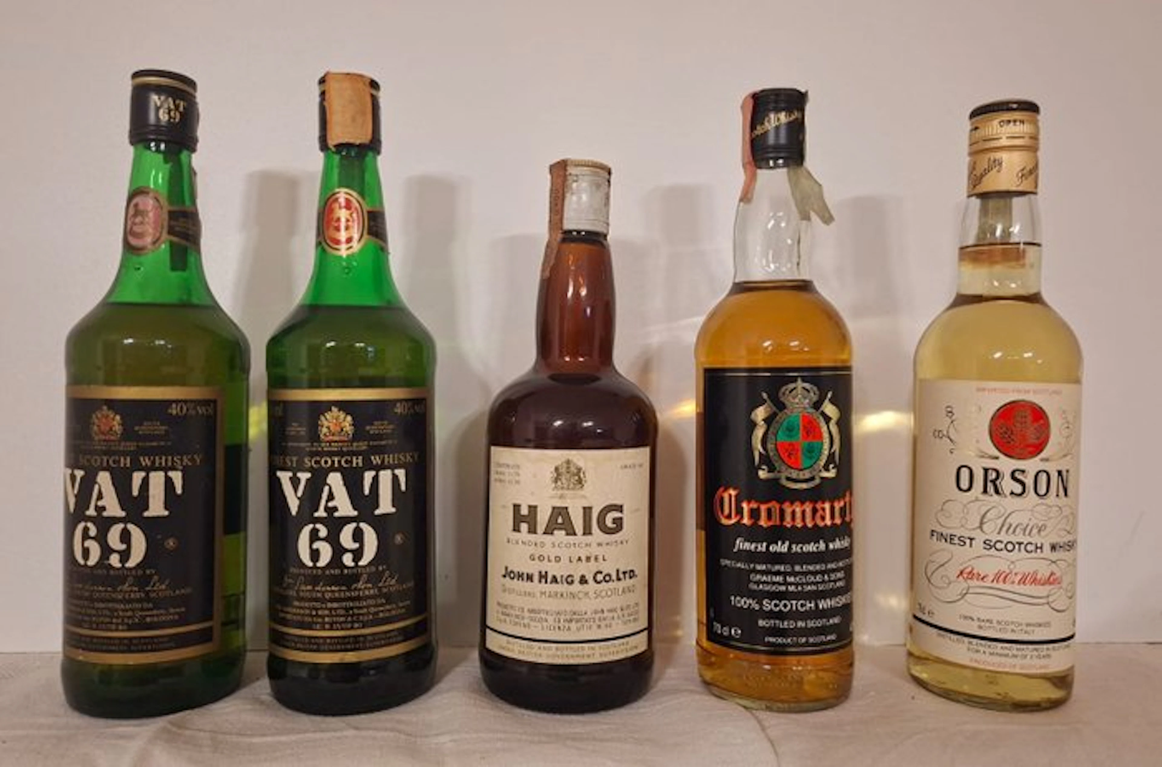 Vat 69 + Haig Gold Label + Cromarty + Orson - b