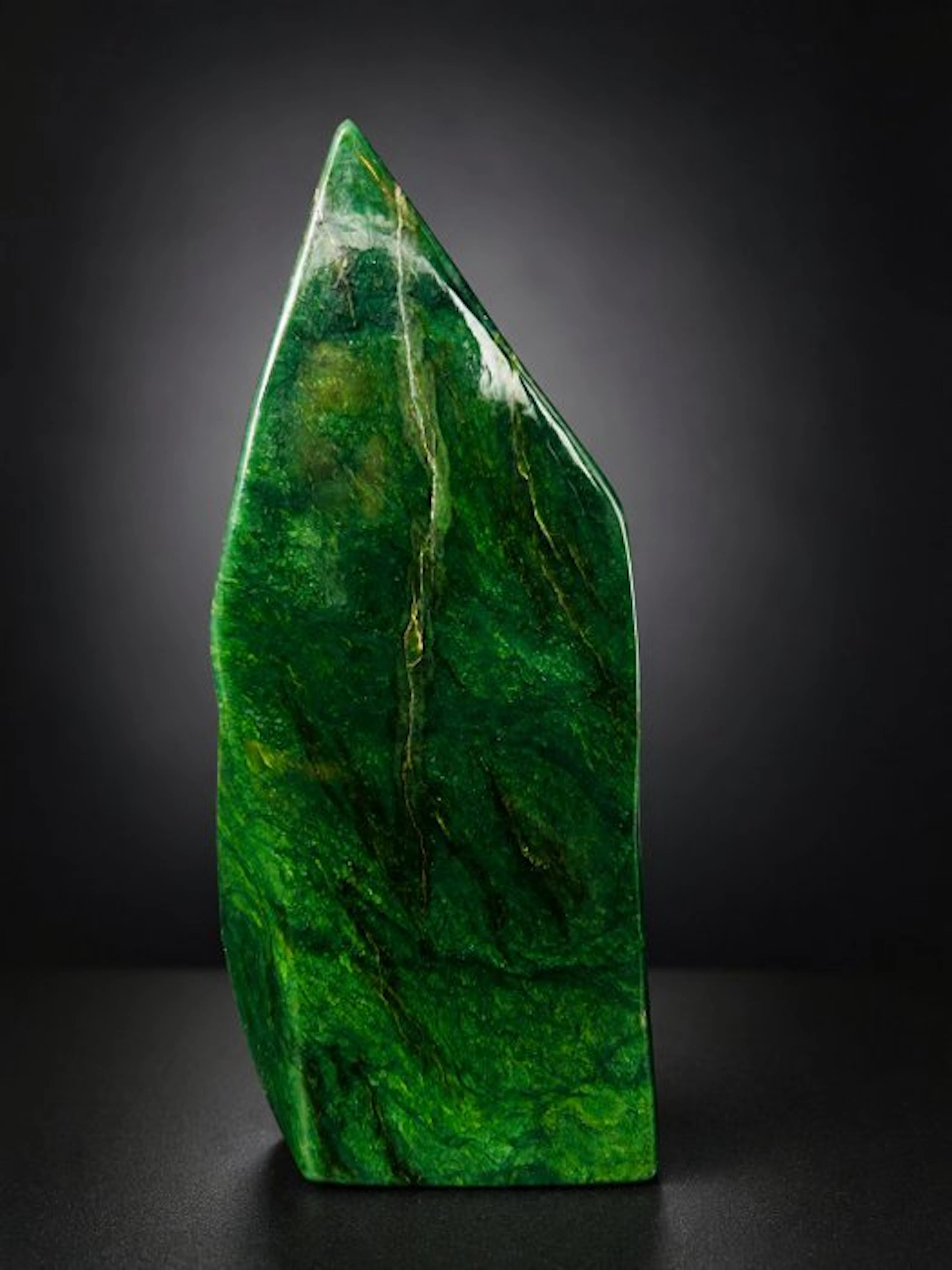 Exquisite Nephrite Jade Display Piece – Top-Quality...
