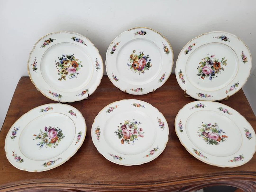 Porcelaine de Paris - Plate (6) - Porcelain - 6 dessert plates