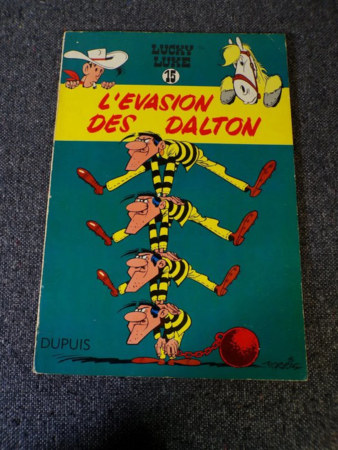 Lucky Luke T15 - L'Évasion des Dalton - B - 1 Album - First edition - 1960