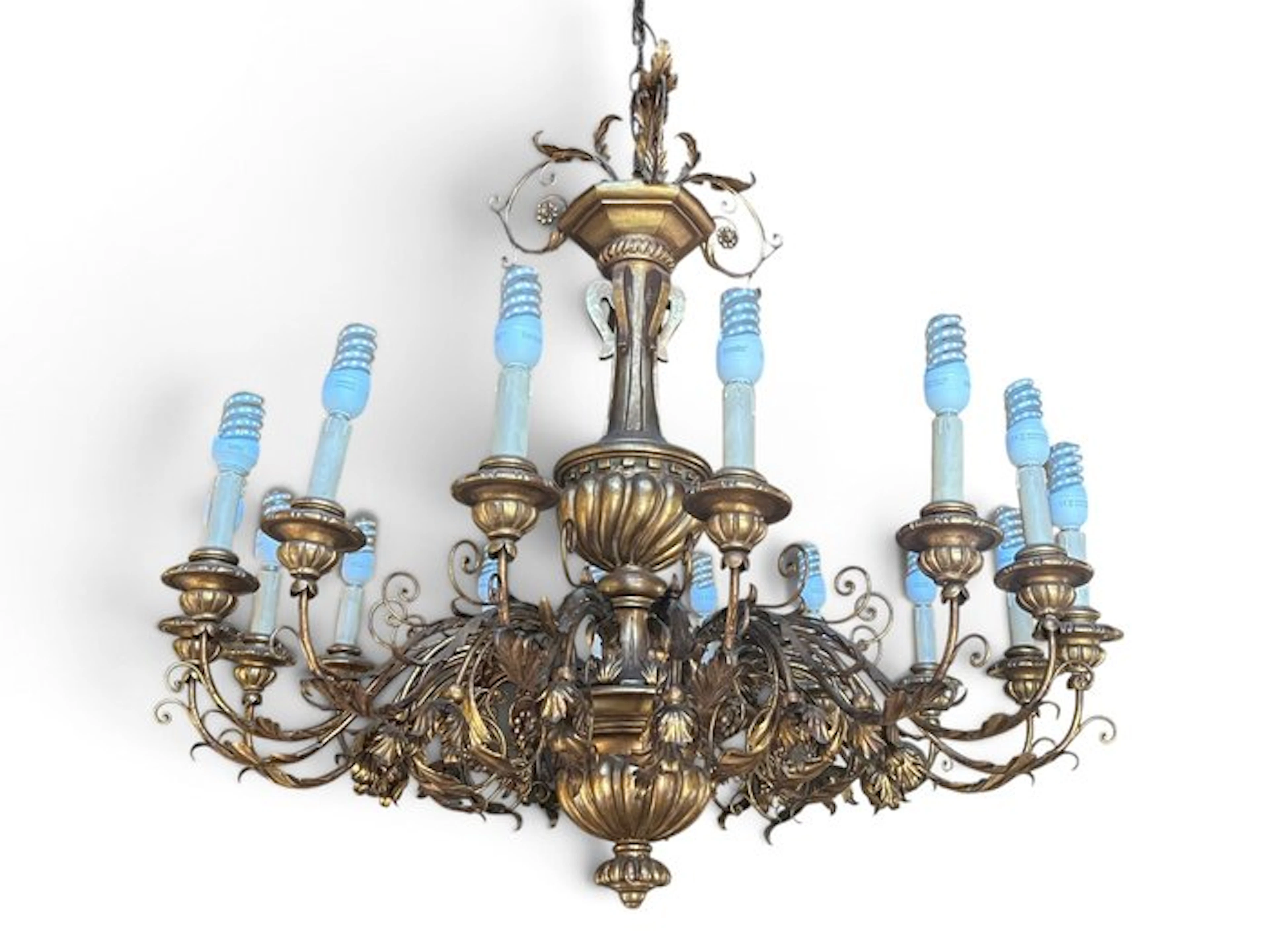 Chandelier - Metal, Brass