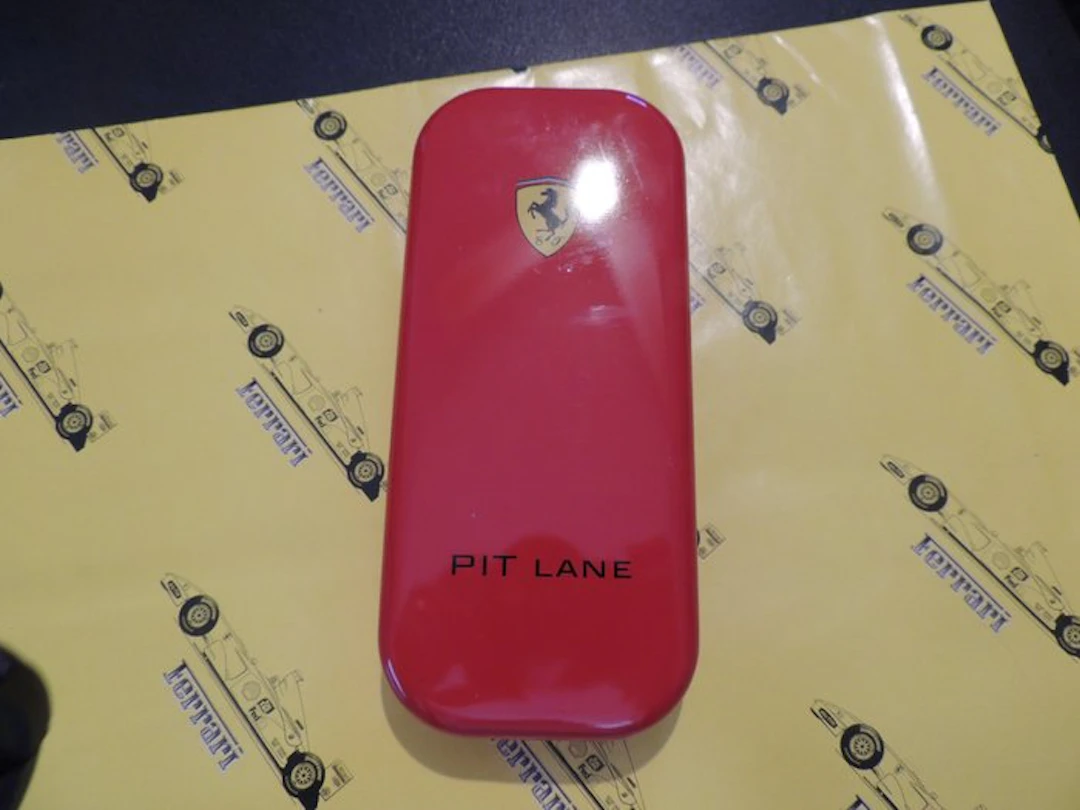 Ferrari, Artera - Pit Lane - Pen set