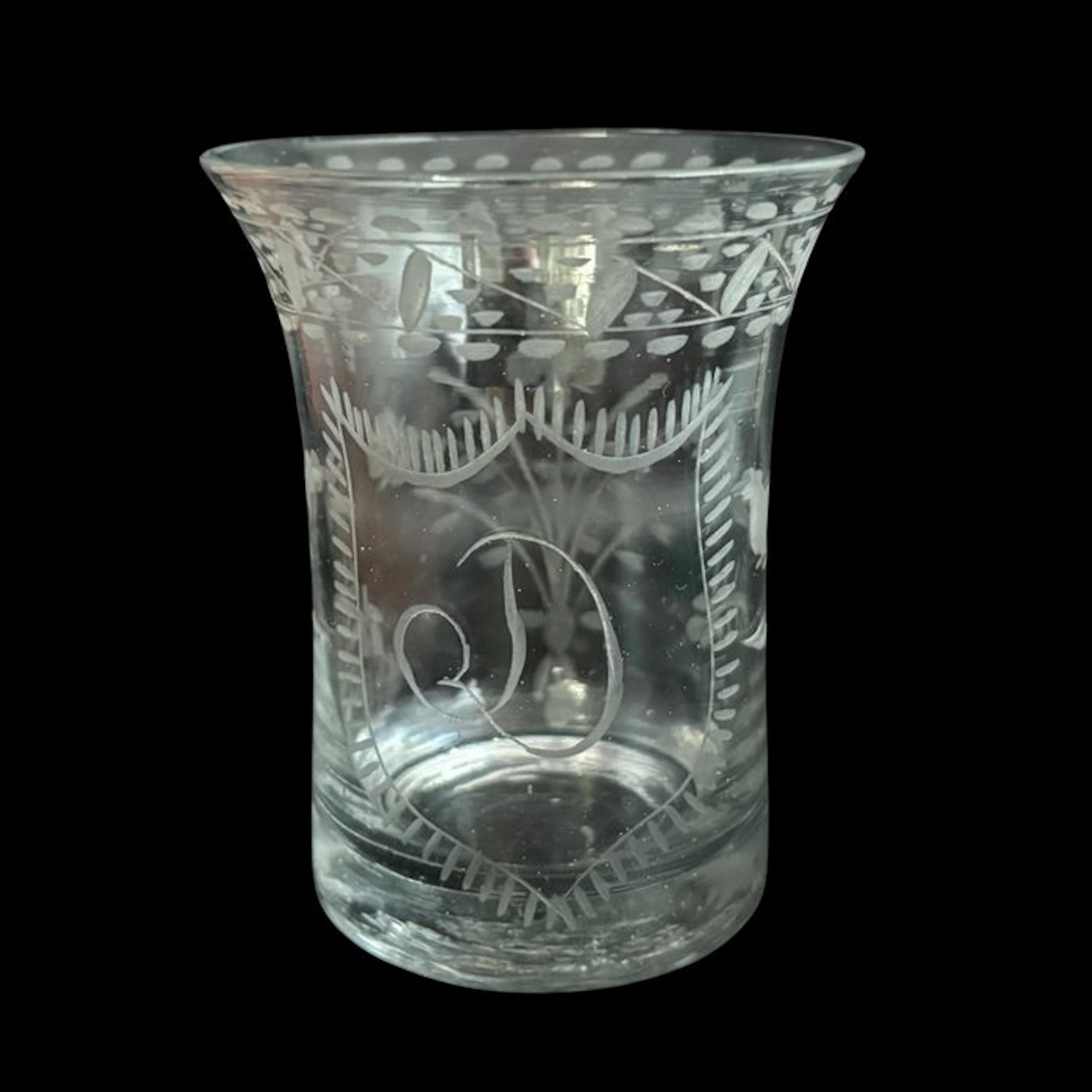 Gegraveerde beker (huwelijksgift) - Gobelet de forme...