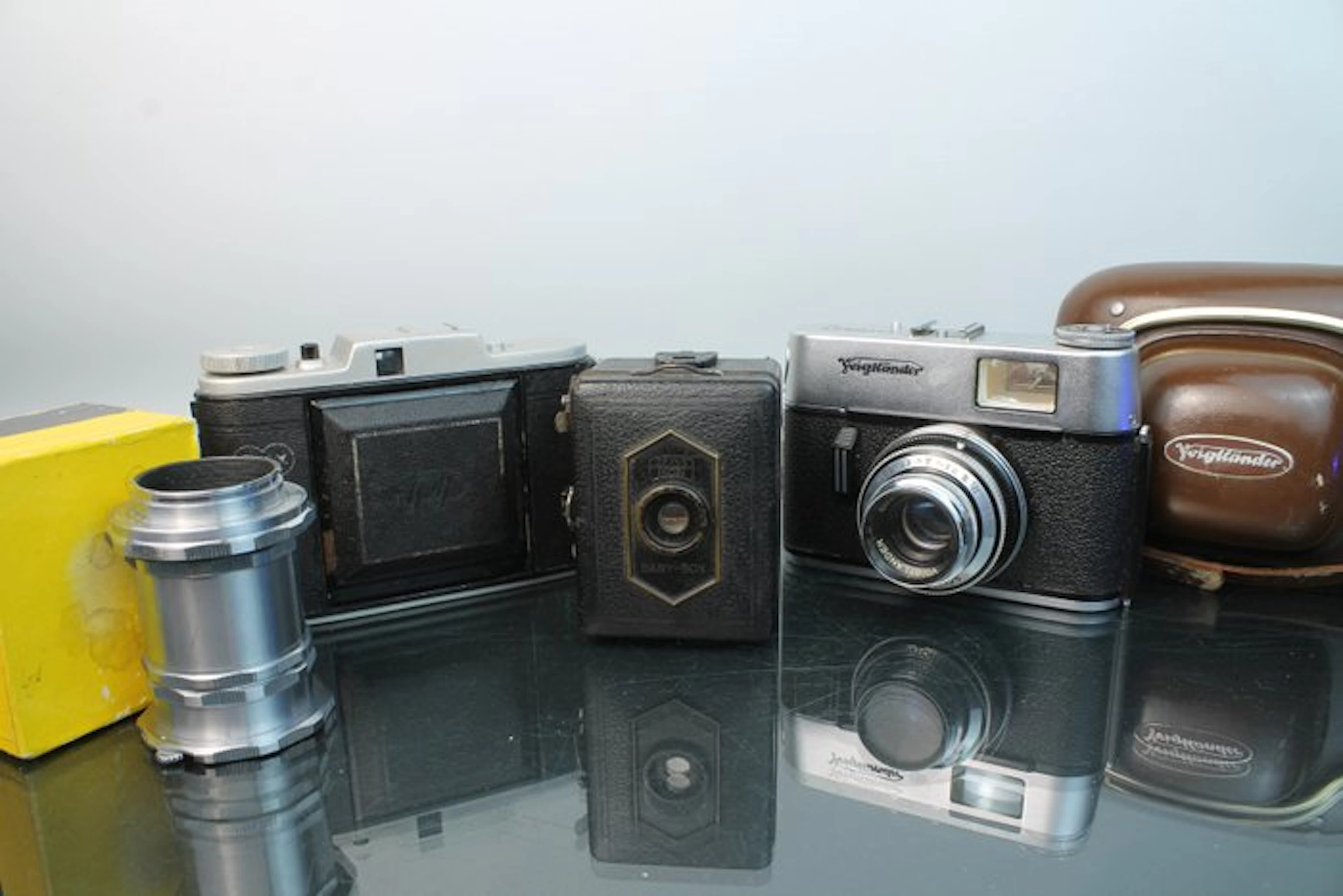 Voigtländer, ADOX, Zeiss Ikon, Exakta Vitoret F bundel Analogue camera