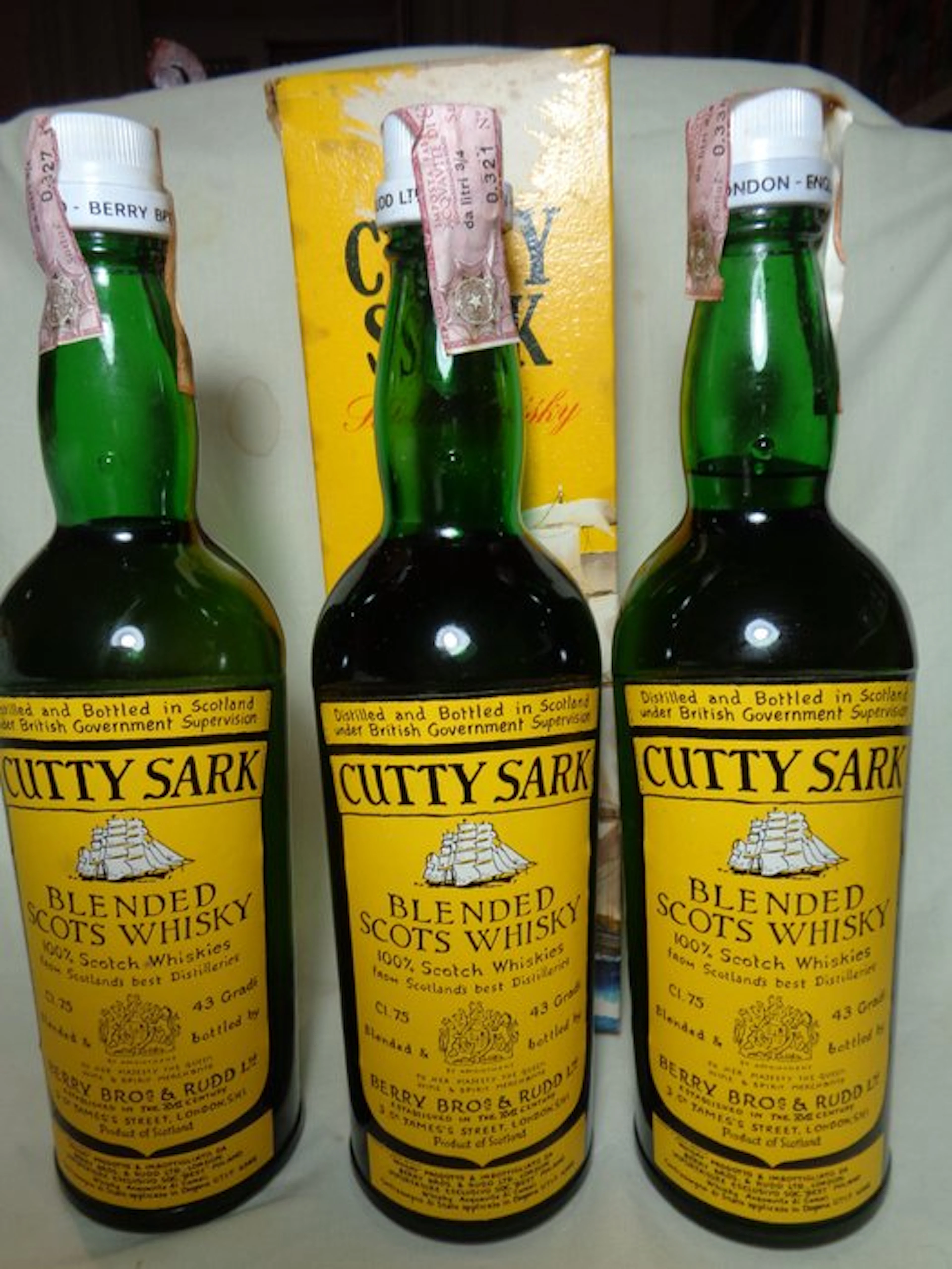 Cutty Sark - b. 1970s - 75cl - 3 bottles