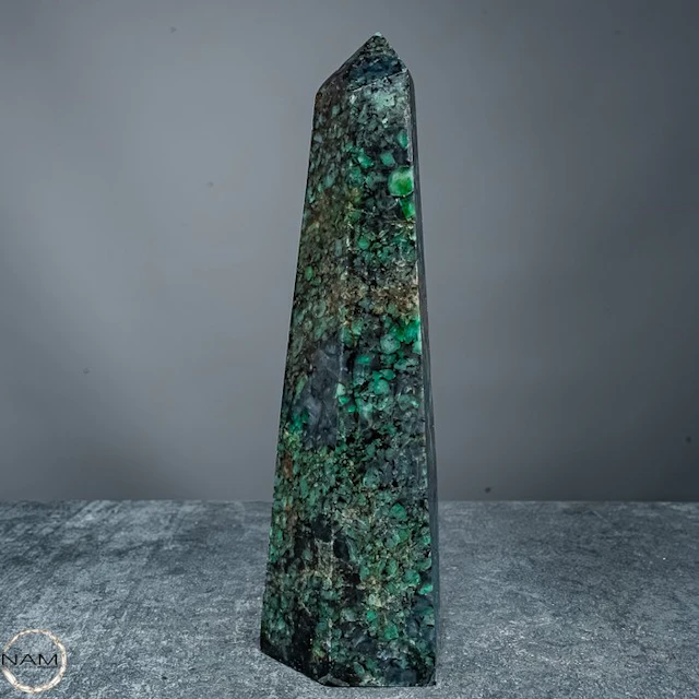 Majestic emerald obelisk from the legendary Muzo Mine – a...