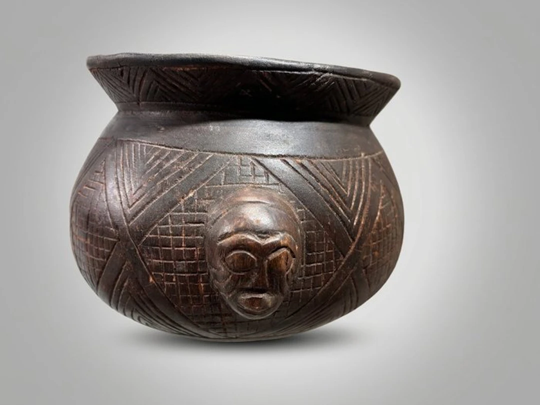 Vase - Wood