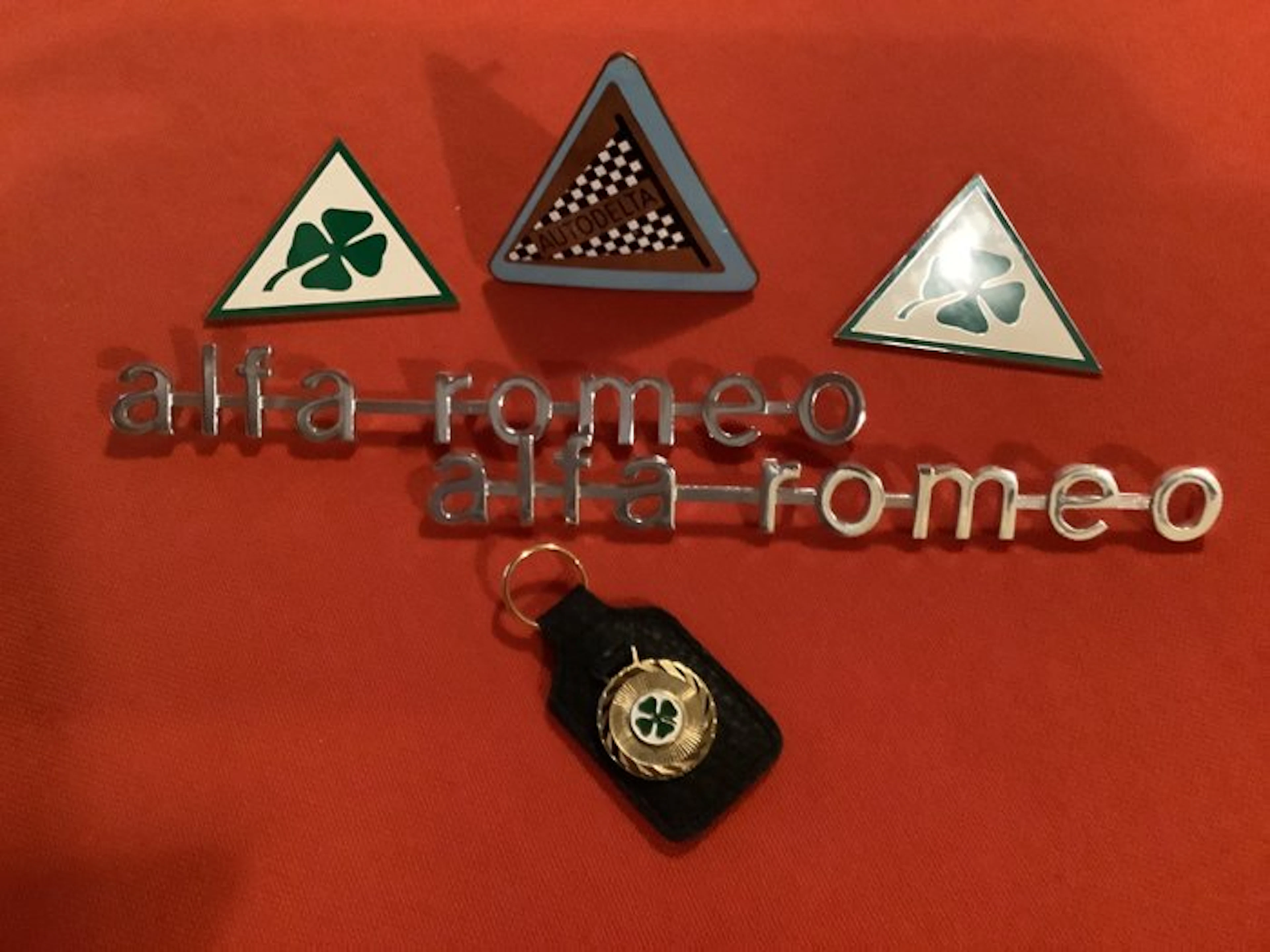 Emblem - Alfa Romeo - Emblemi ufficiali ALFAROMEO AUTODELTA anno 1965 - 1965
