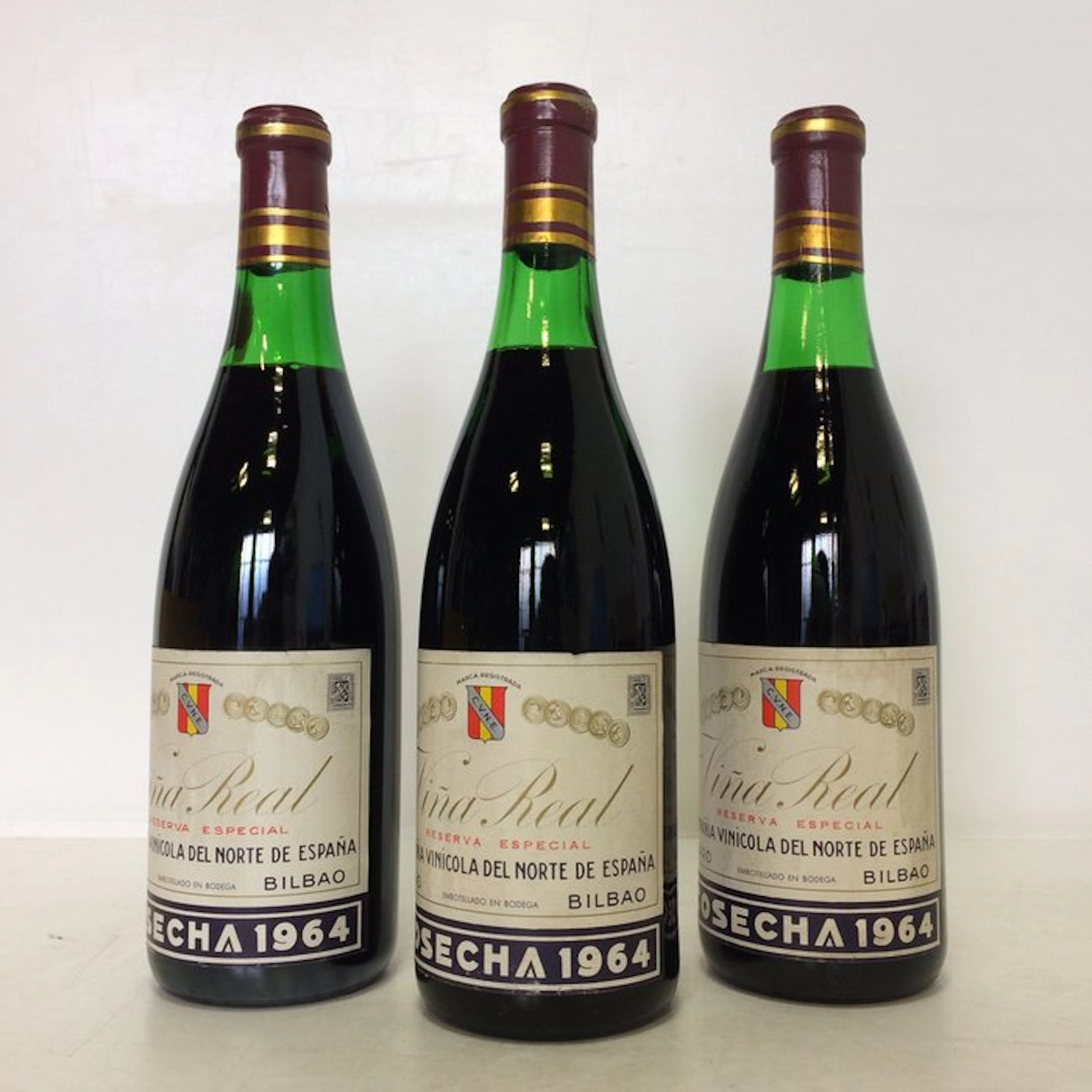 1964 C.V.N.E. Viña Real - Rioja Reserva Especial - 3 Bottles (0.75L)