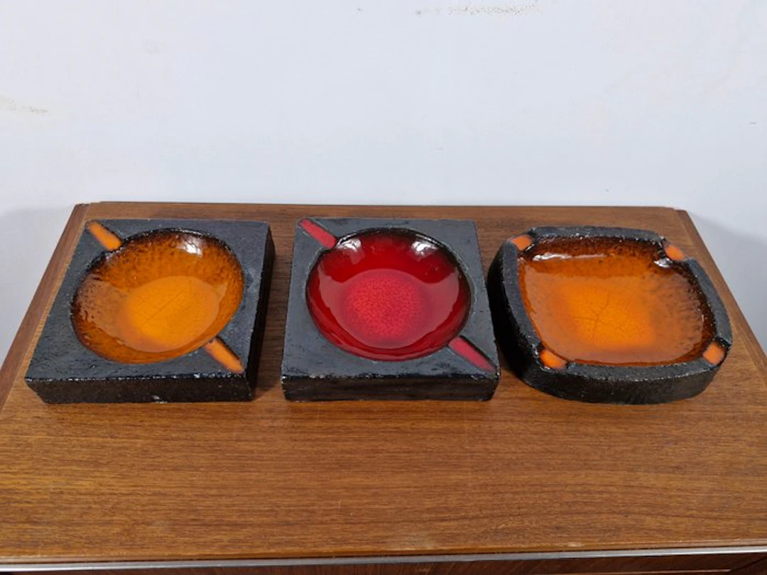 Ashtray (3) - Stone - Decorative set of three vintage...
