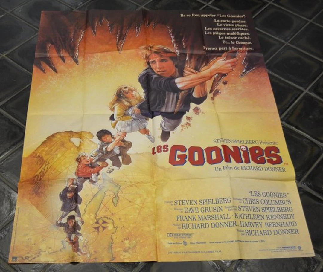 The Goonies - Poster, Grande 160x120 cm - Art by Drew Struzan