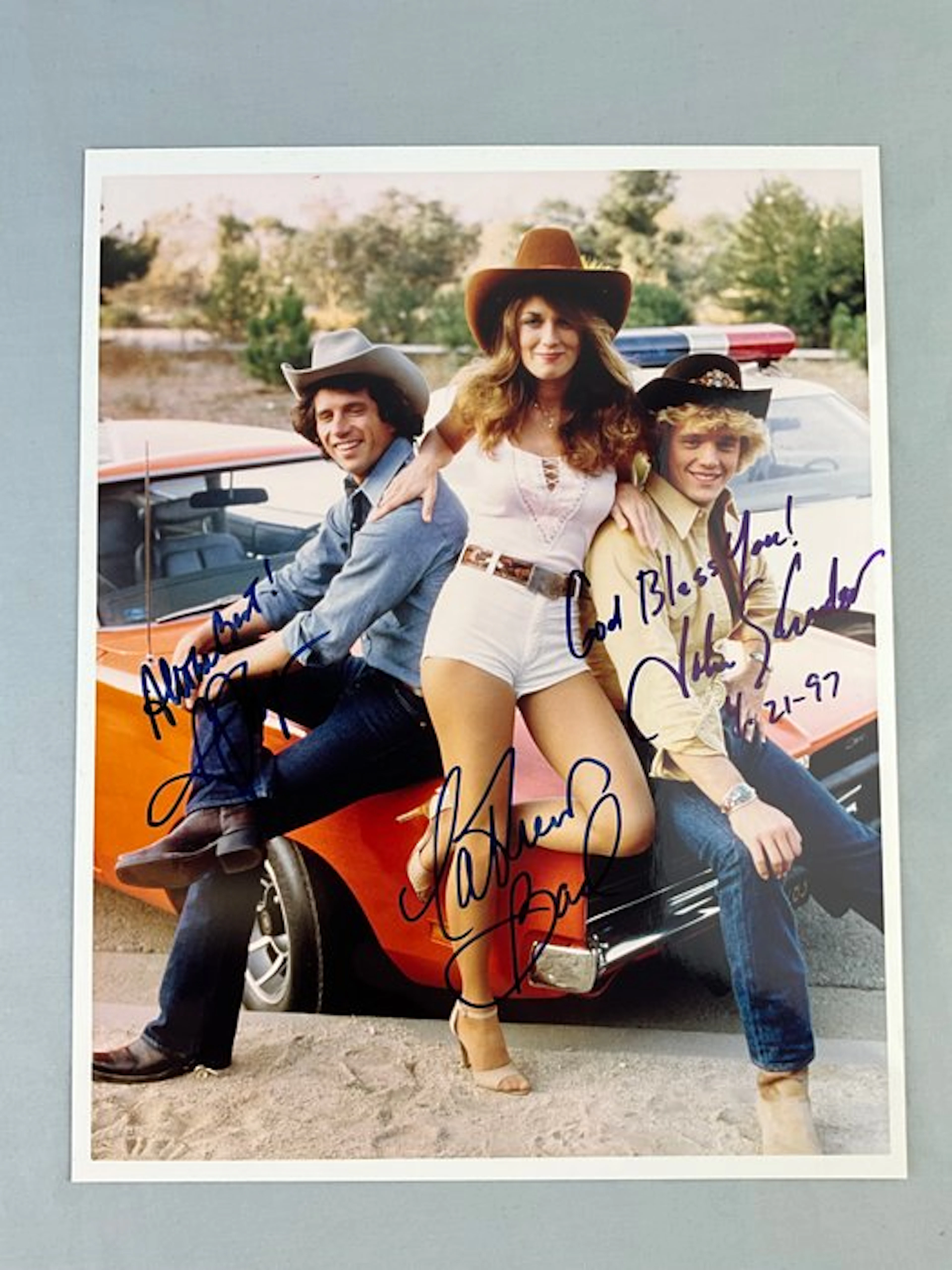 Dukes of Hazzard (1979-1985) - Signed by Bo
