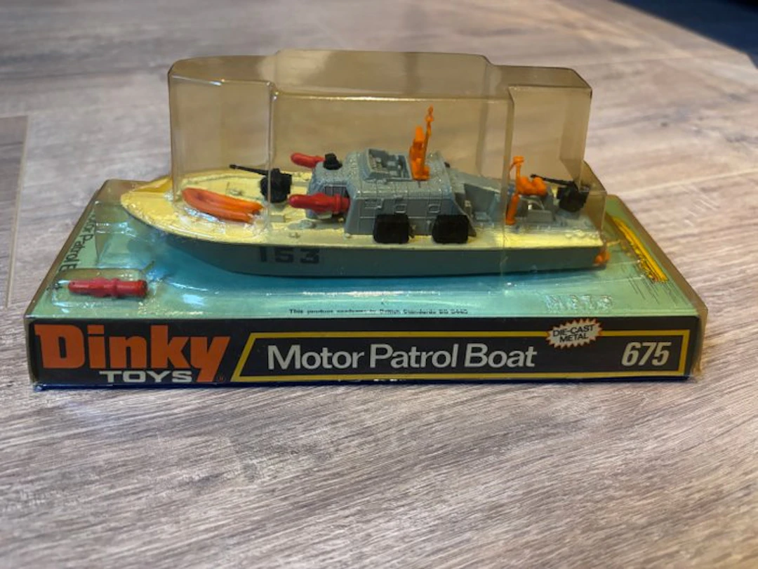 Dinky Toys Not to scale - Model car - Motor Patrol Boat 675